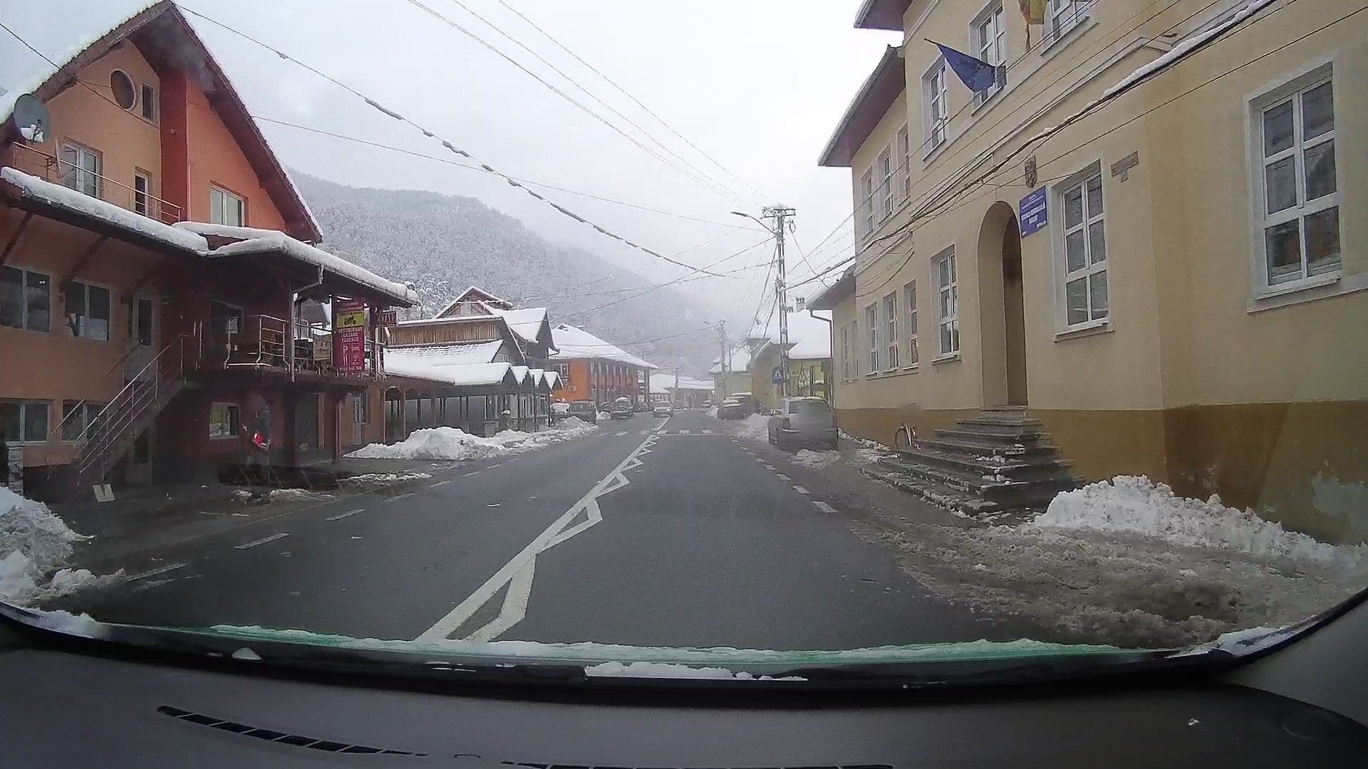 Street view near Pensiunea Valea Frumoasei, Şugag — © tavi (CC BY-SA · Mapillary)