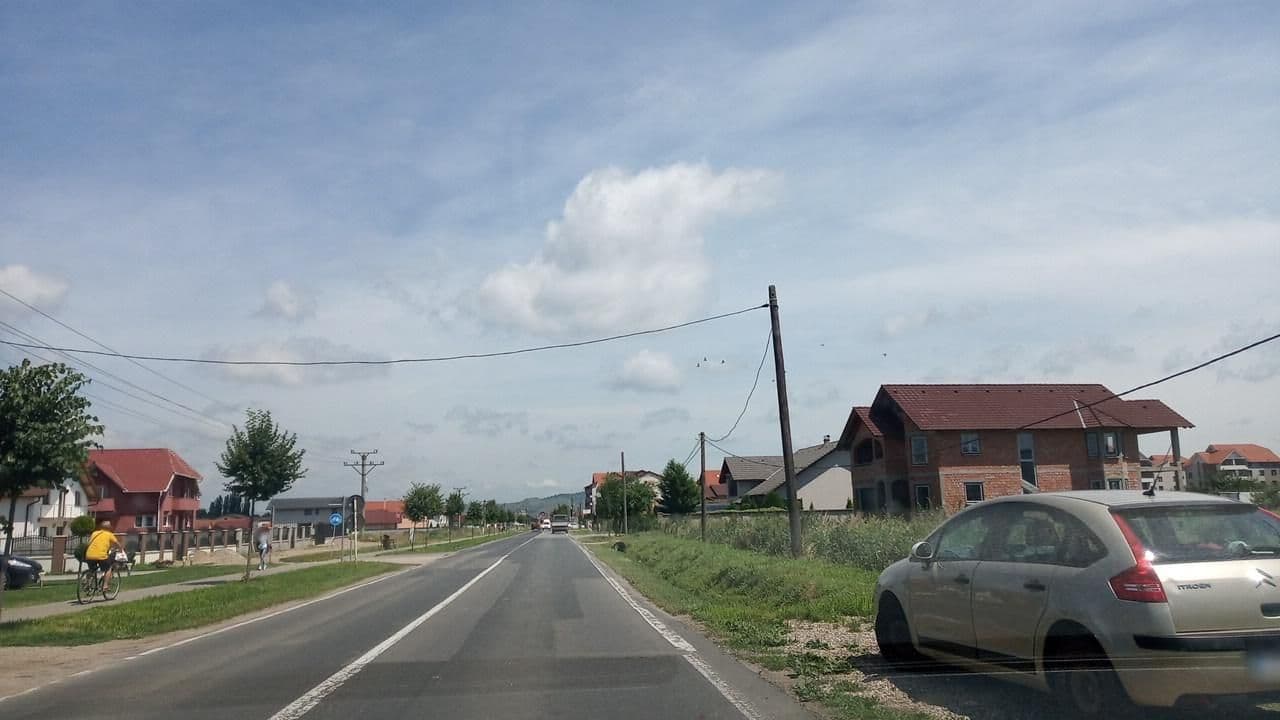 Street view near Palm Hotels, Sebeş — © tavi (CC BY-SA · Mapillary)
