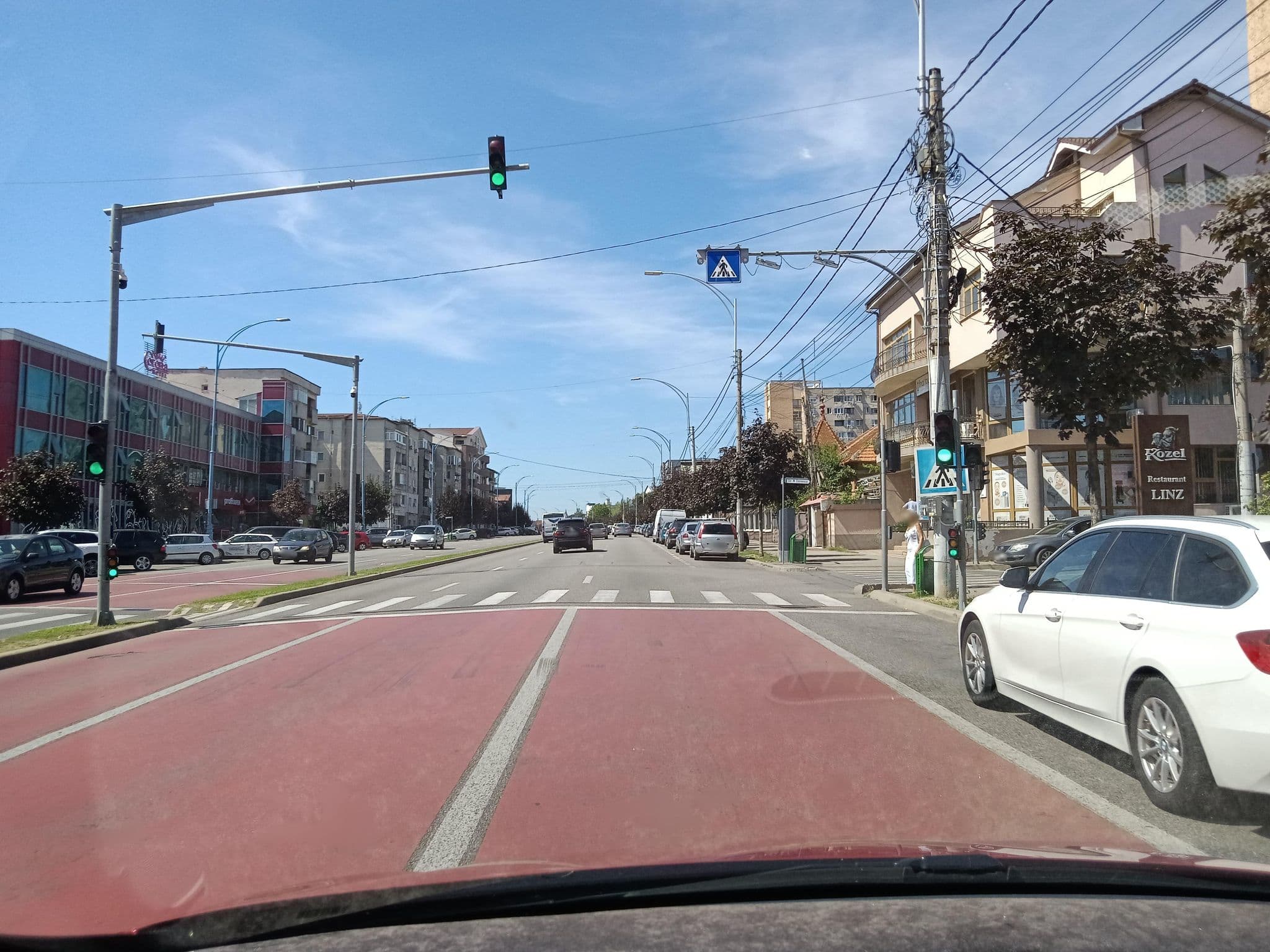 Street view near Pensiunea Miraj, Drobeta-Turnu Severin — © nglf (CC BY-SA · Mapillary)