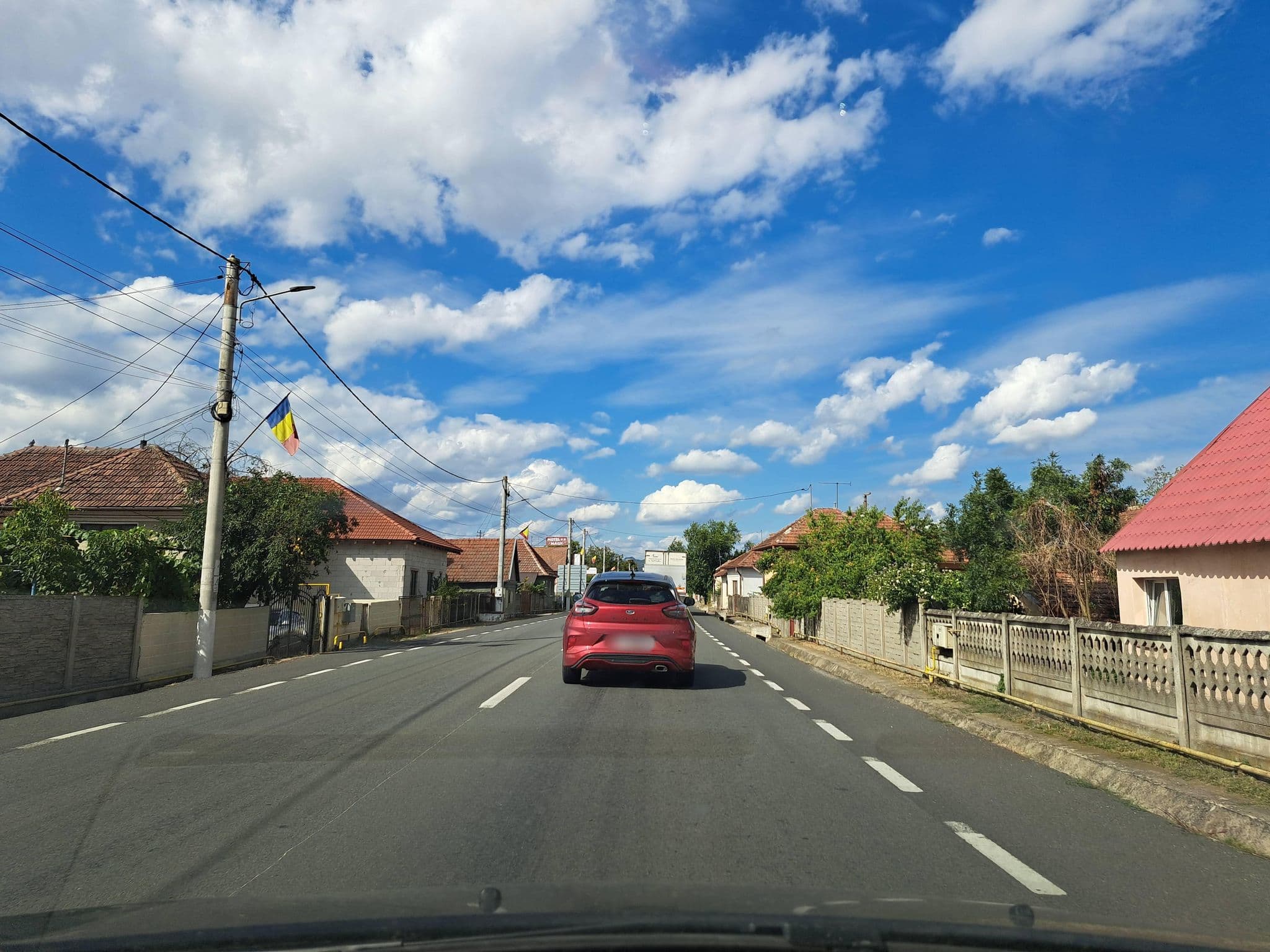 Street view near Motel Magic, Băcia — © tavi (CC BY-SA · Mapillary)