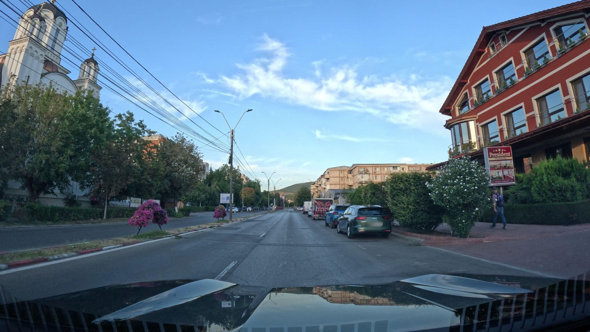 Street view near President Hotel, Deva — © vlad_dumbrava (CC BY-SA · Mapillary)