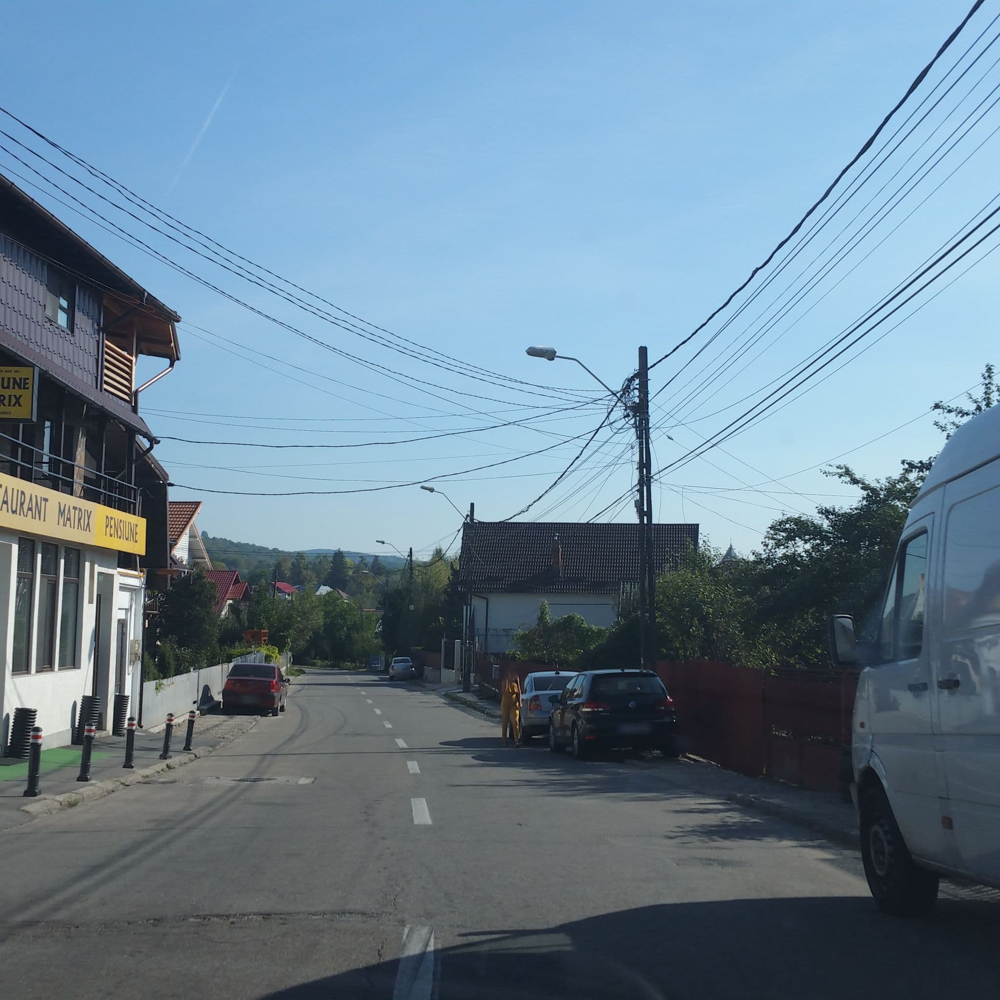 Street view near Pensiunea Matrix, Curtea de Argeş — © andreistar (CC BY-SA · Mapillary)