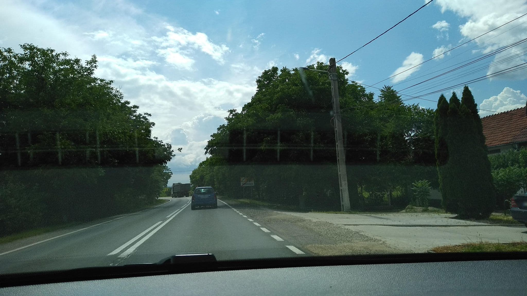 Street view near Pension Aurmar, Glimboca — © tavi (CC BY-SA · Mapillary)