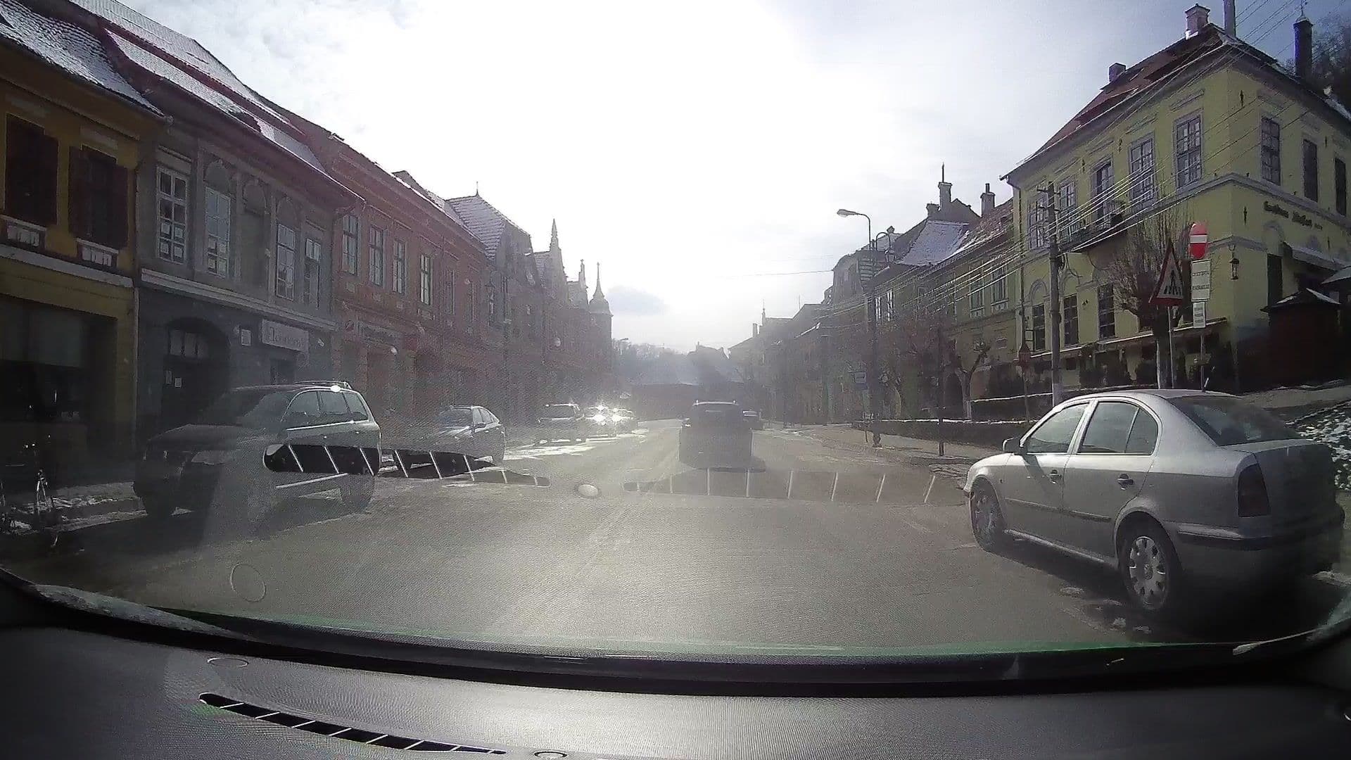 Street view near Gasthaus Alte Post, Sighișoara — © tavi (CC BY-SA · Mapillary)