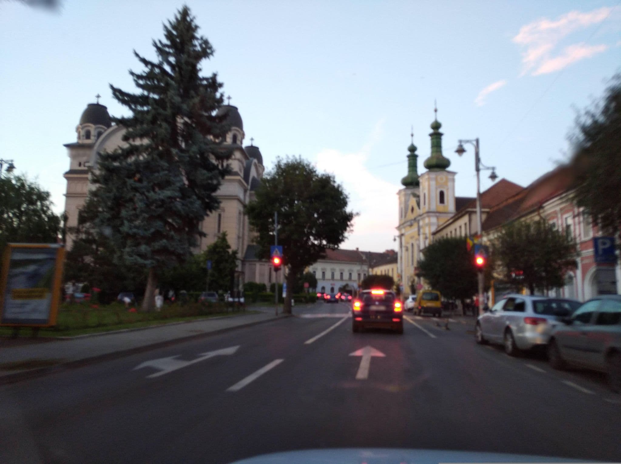 Street view near Hotel Premier, Târgu Mureş — © grozsa11 (CC BY-SA · Mapillary)