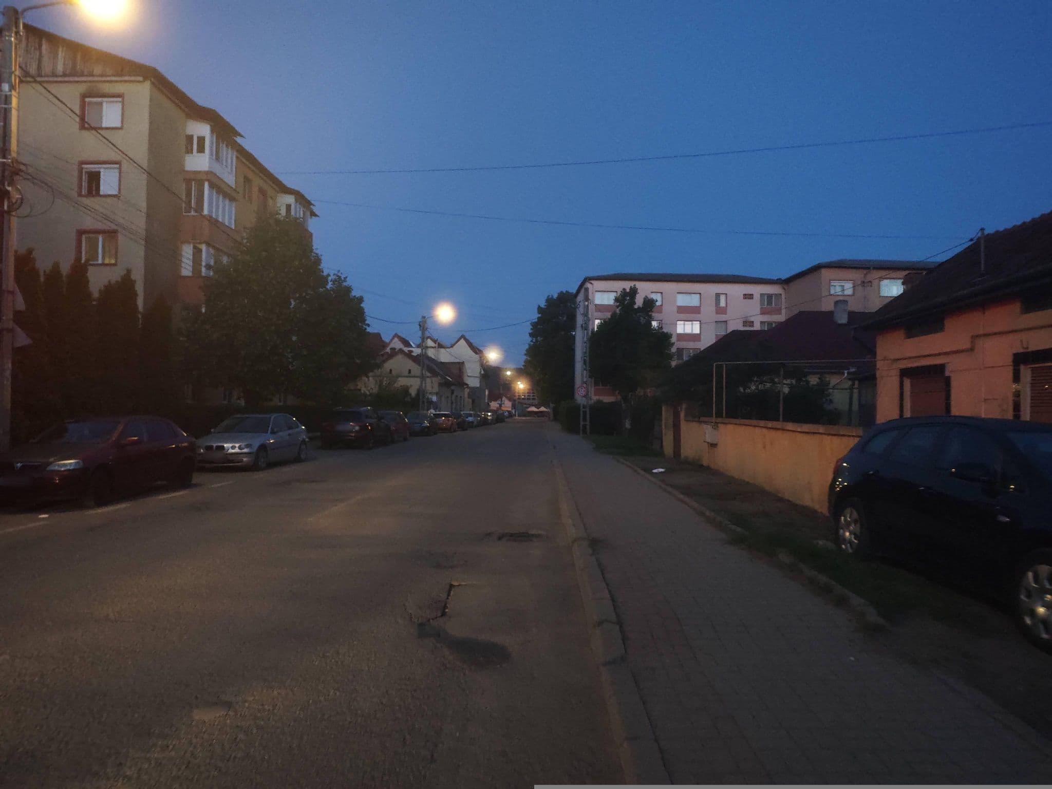 Street view near Pensiunea Claudiu, Caransebeş — © Fabian3737 (CC BY-SA · Mapillary)