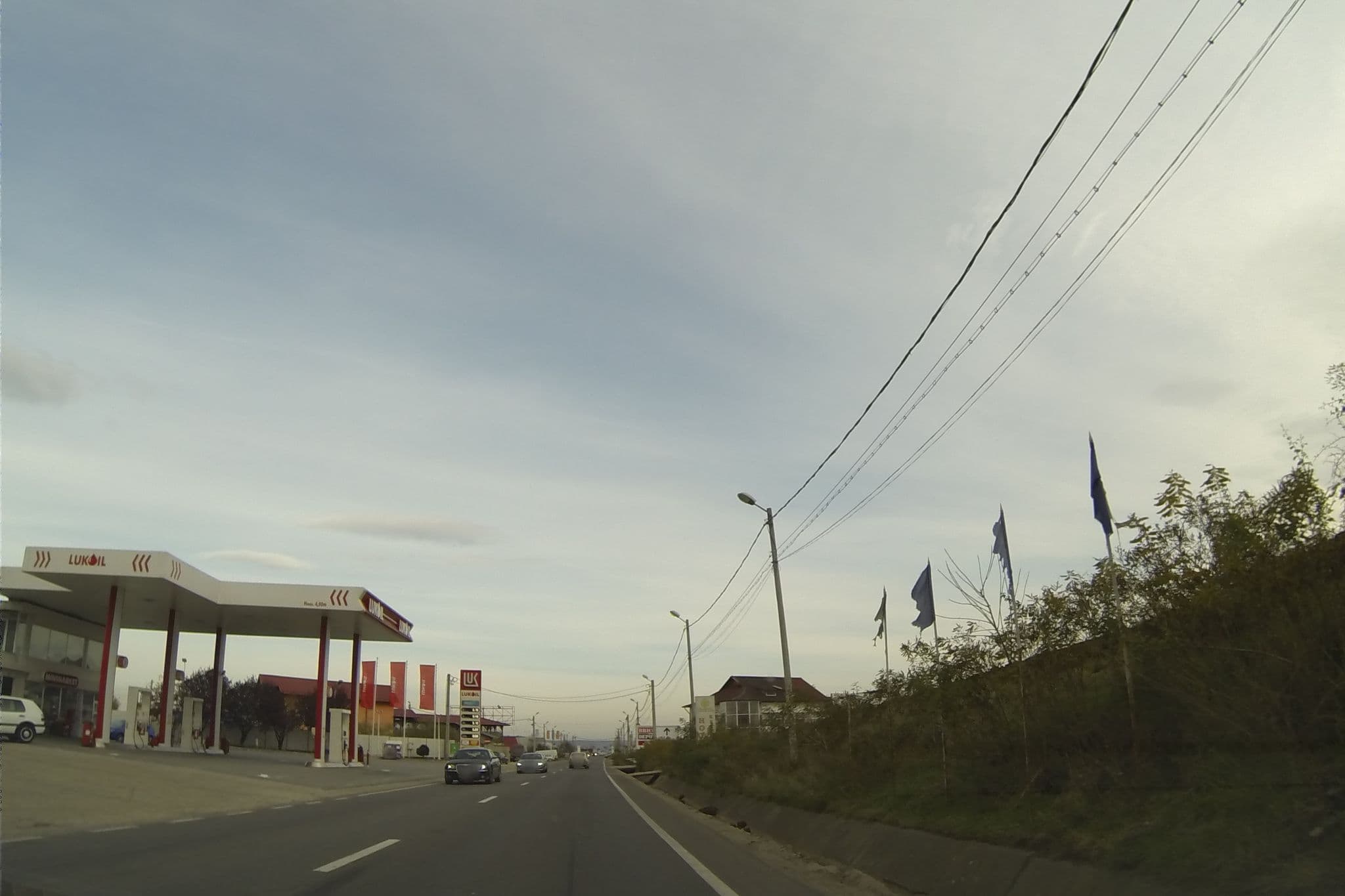 Street view near Hotel Venetia, Geamăna — © deeeznuuuts (CC BY-SA · Mapillary)