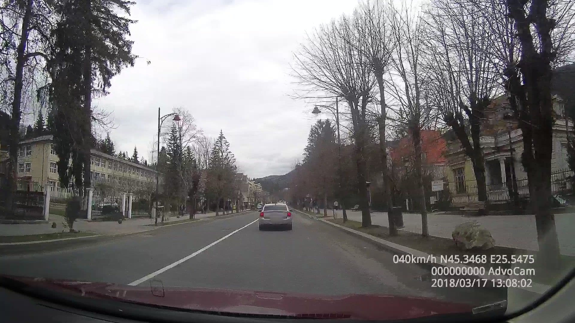 Street view near Casa Duca, Sinaia — © tavi (CC BY-SA · Mapillary)