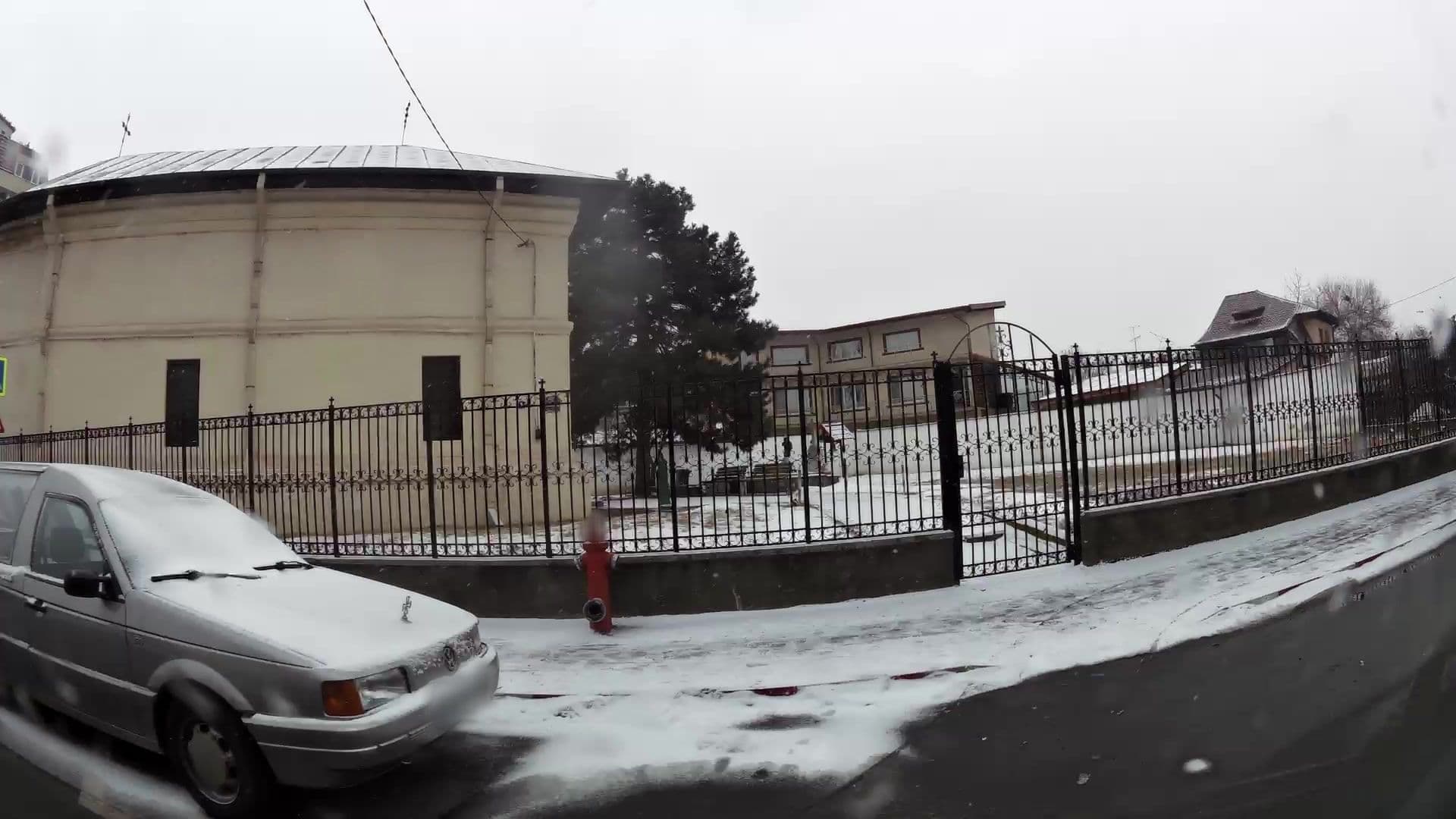 Street view near Room 12, Târgovişte — © kaartcam (CC BY-SA · Mapillary)
