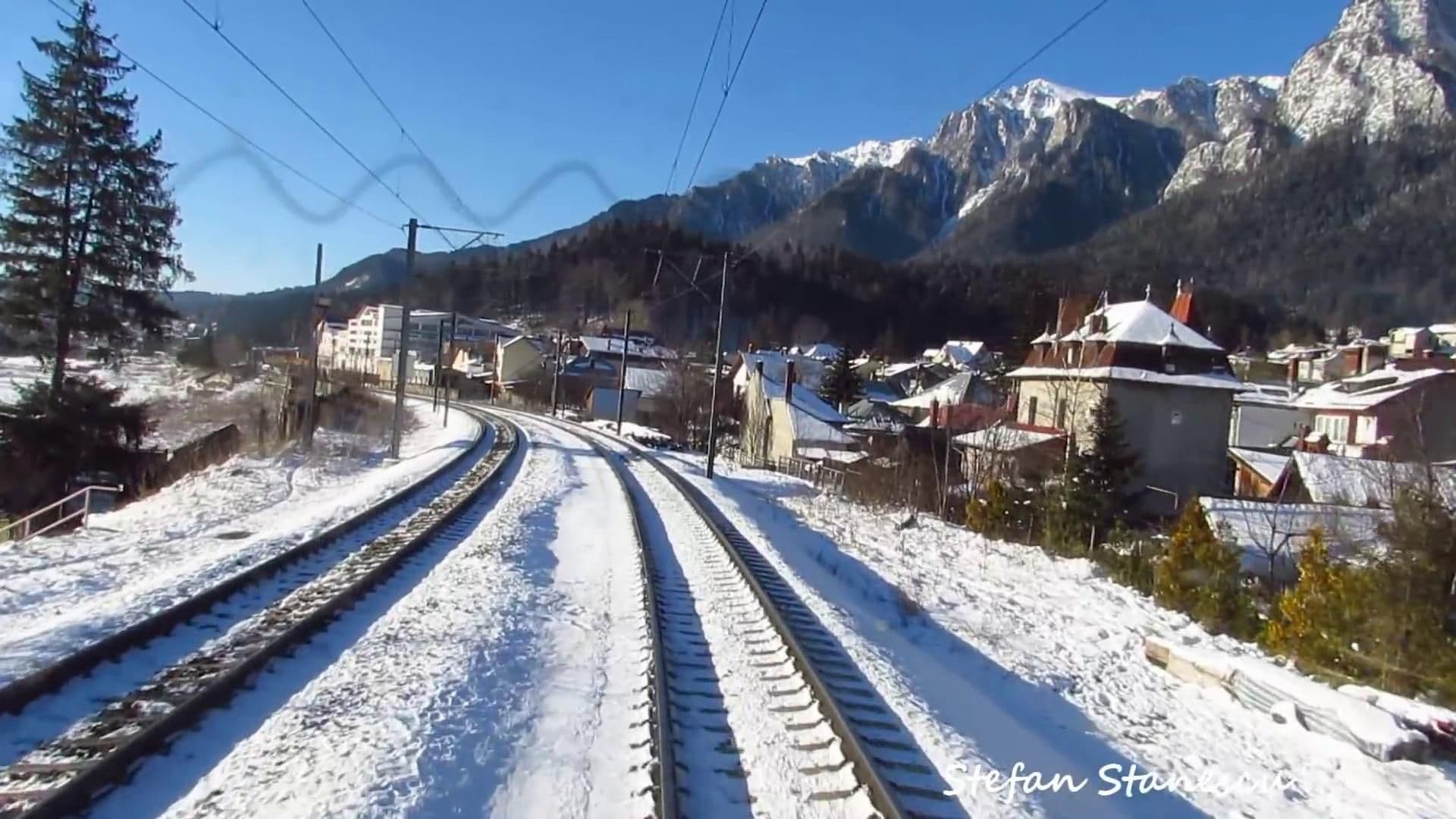 Street view near Pensiunea "Două cabane", Buşteni — © cut (CC BY-SA · Mapillary)