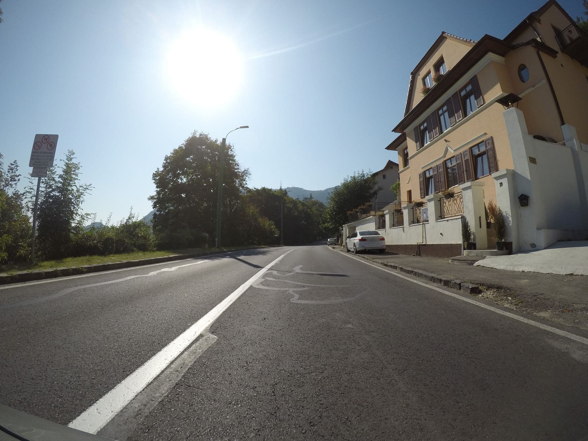 Street view near Casa Moritz, Braşov — © chrisbeddow (CC BY-SA · Mapillary)