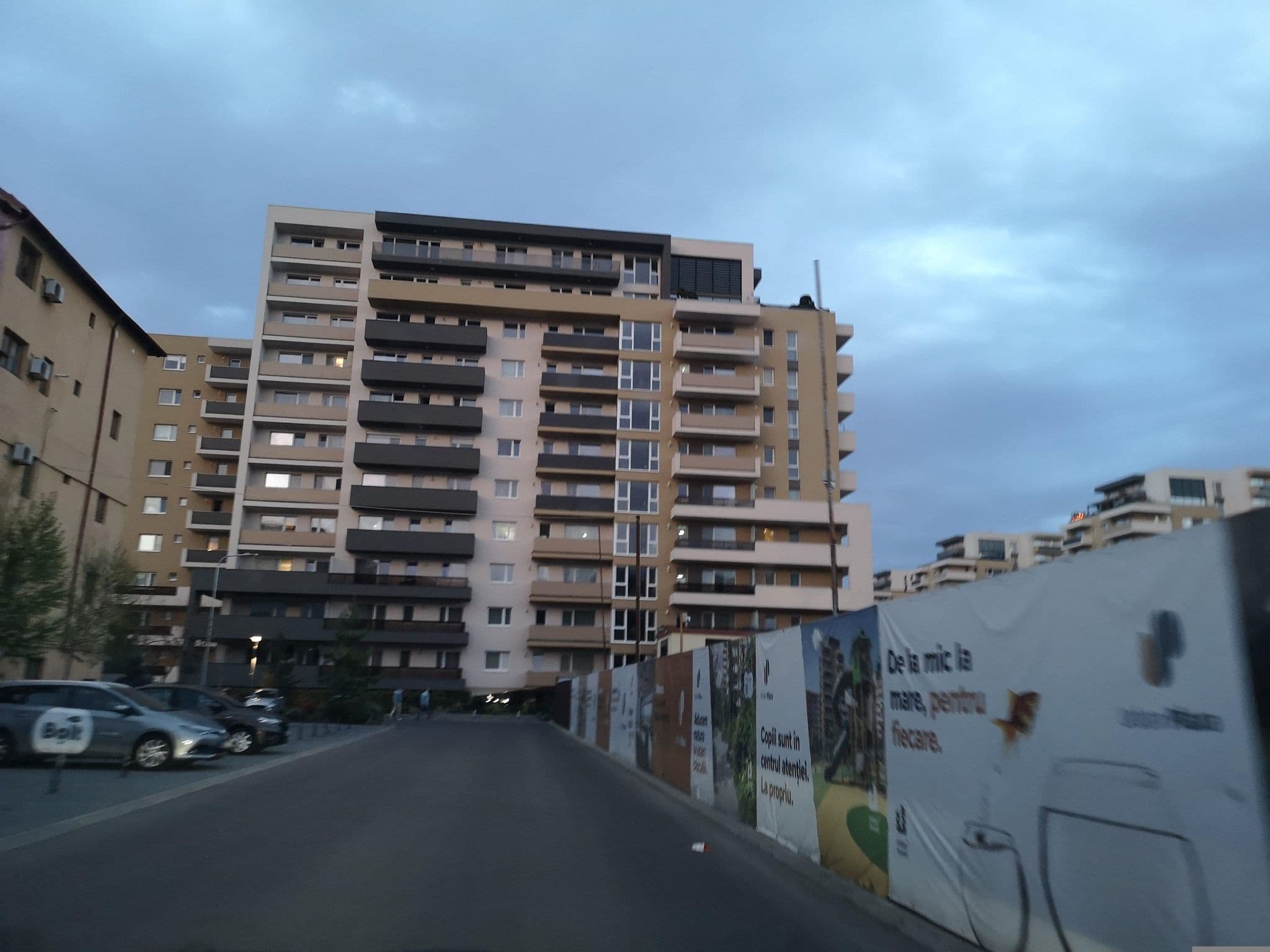 Street view near Serban Hotel Brasov, Braşov — © moon4 (CC BY-SA · Mapillary)