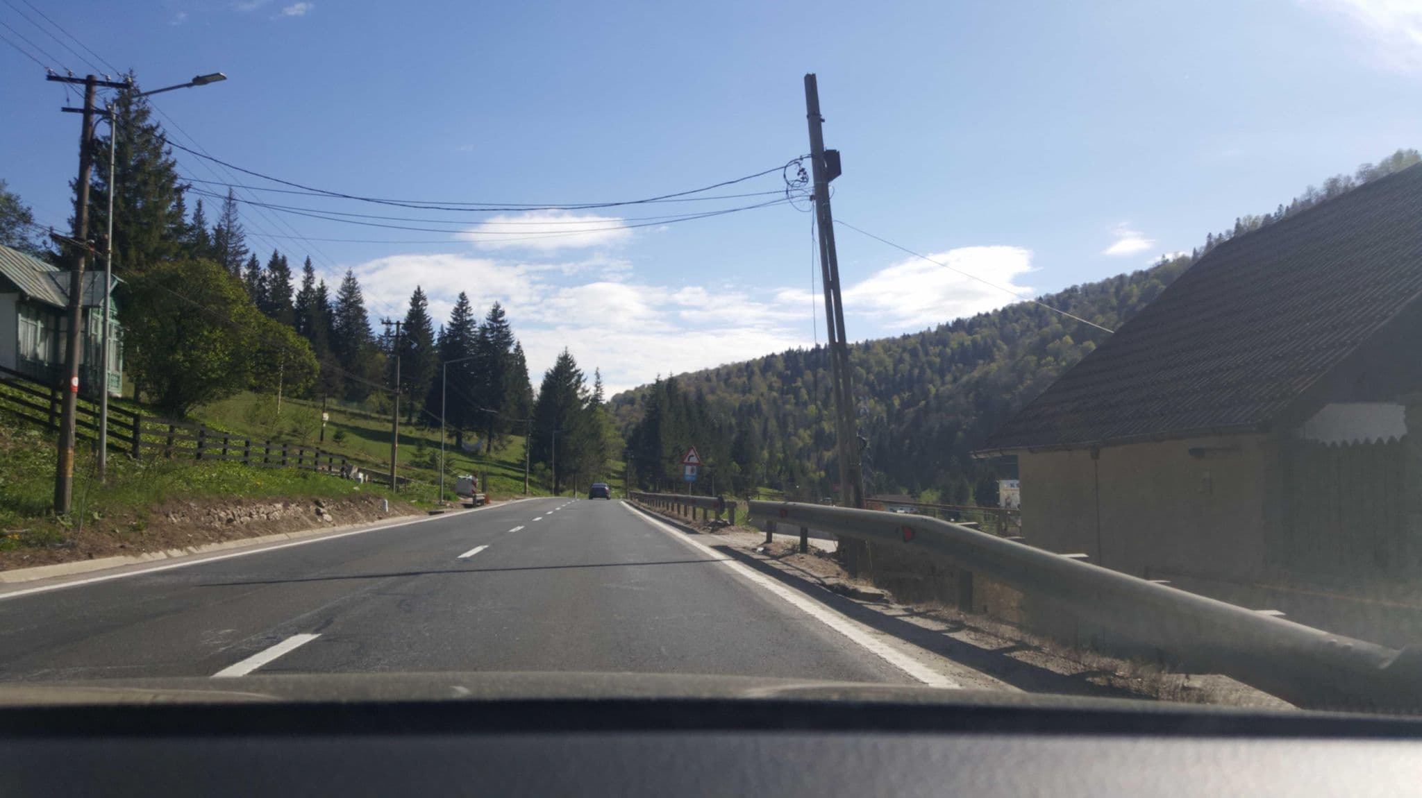 Street view near pensiune steluta, Azuga — © puky (CC BY-SA · Mapillary)