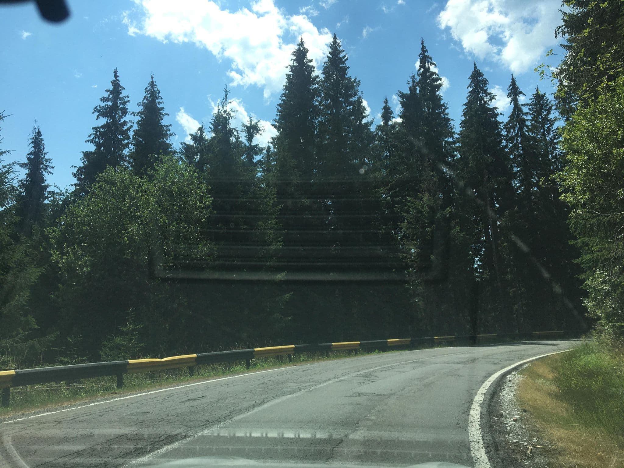 Street view near Pensiunea Bucin, Joseni — © gyorgyjano (CC BY-SA · Mapillary)