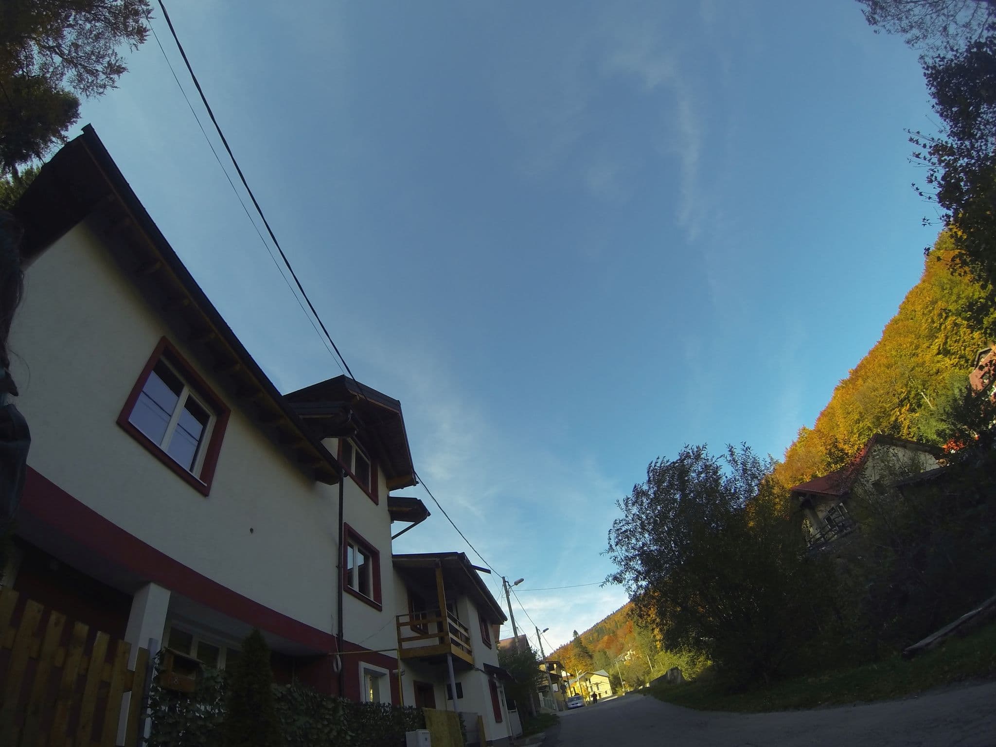 Street view near Vila Montania, Buşteni — © filpok (CC BY-SA · Mapillary)
