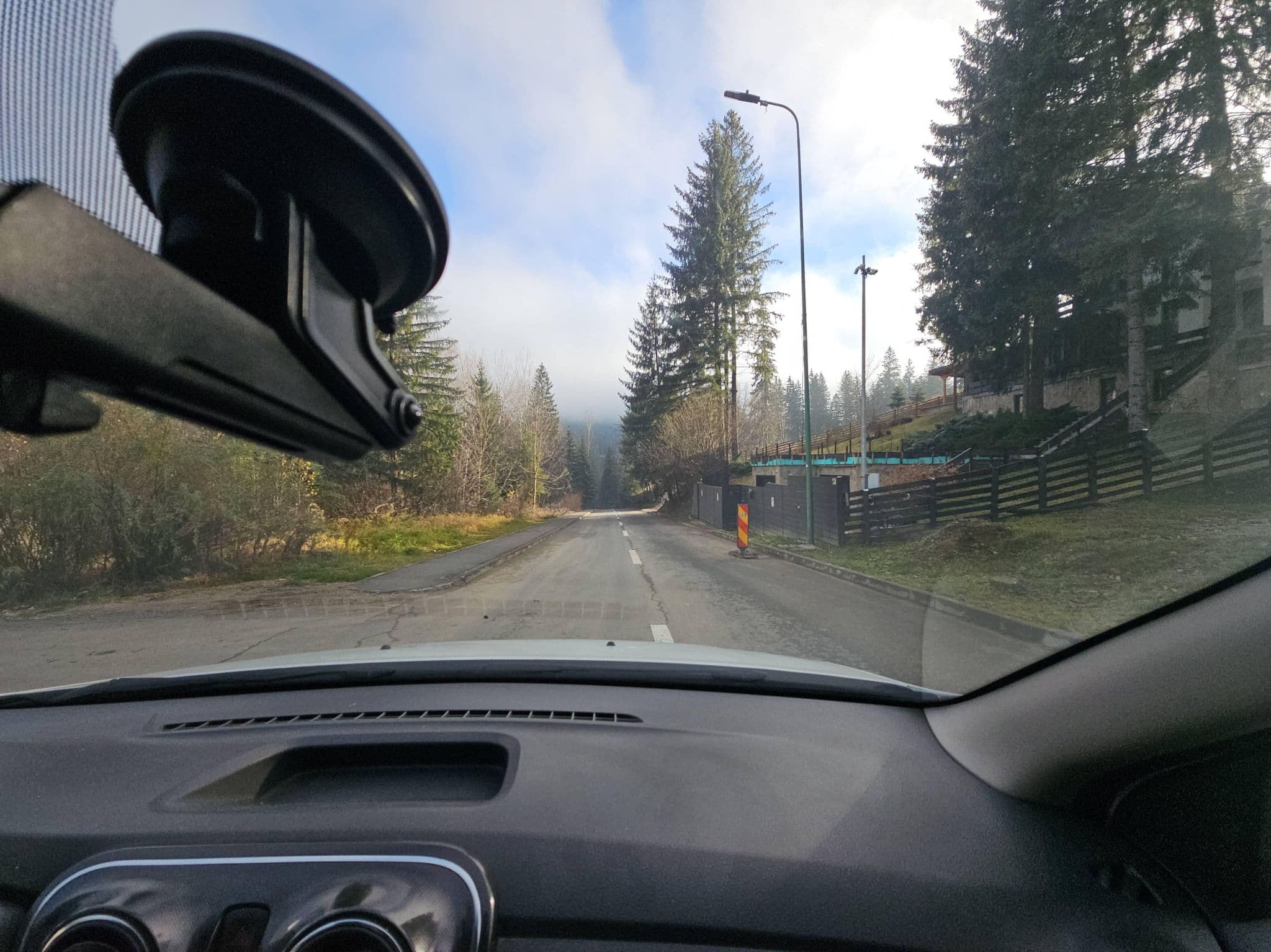 Street view near Receptie Piatra Mare, Cristian — © agamarcelnicolae (CC BY-SA · Mapillary)