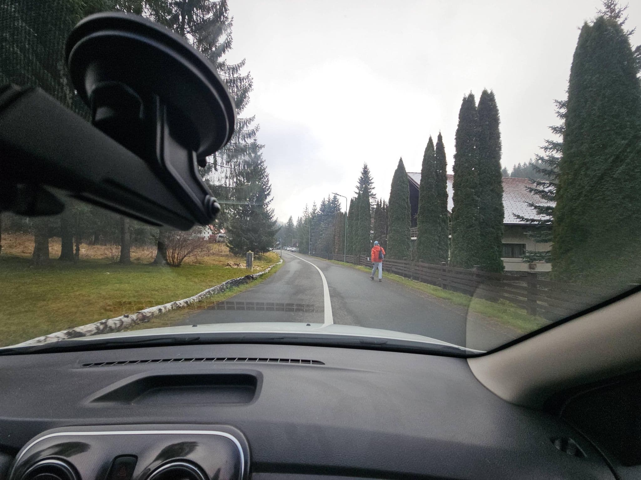 Street view near Pensiunea Alex, Cristian — © agamarcelnicolae (CC BY-SA · Mapillary)