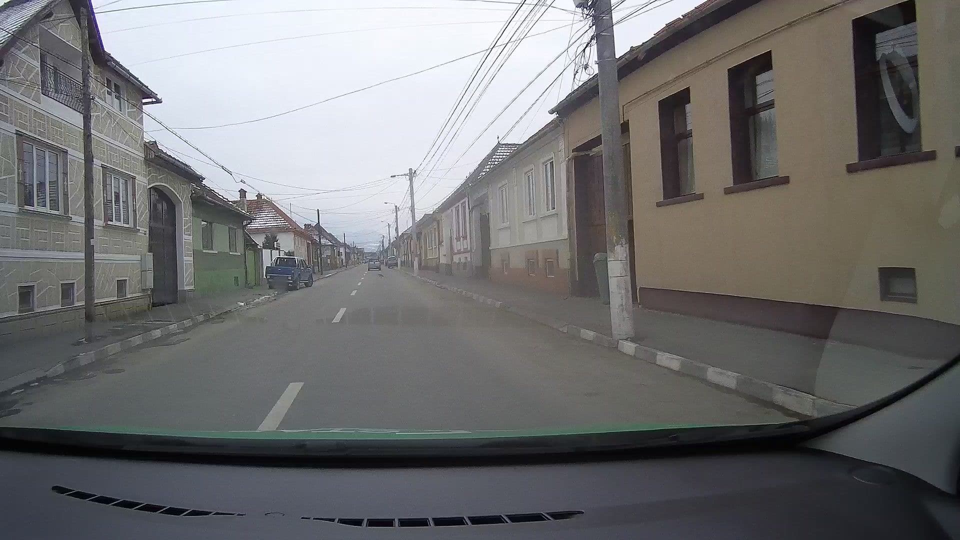 Street view near Pensiunea Cold Mountain, Râşnov — © tavi (CC BY-SA · Mapillary)