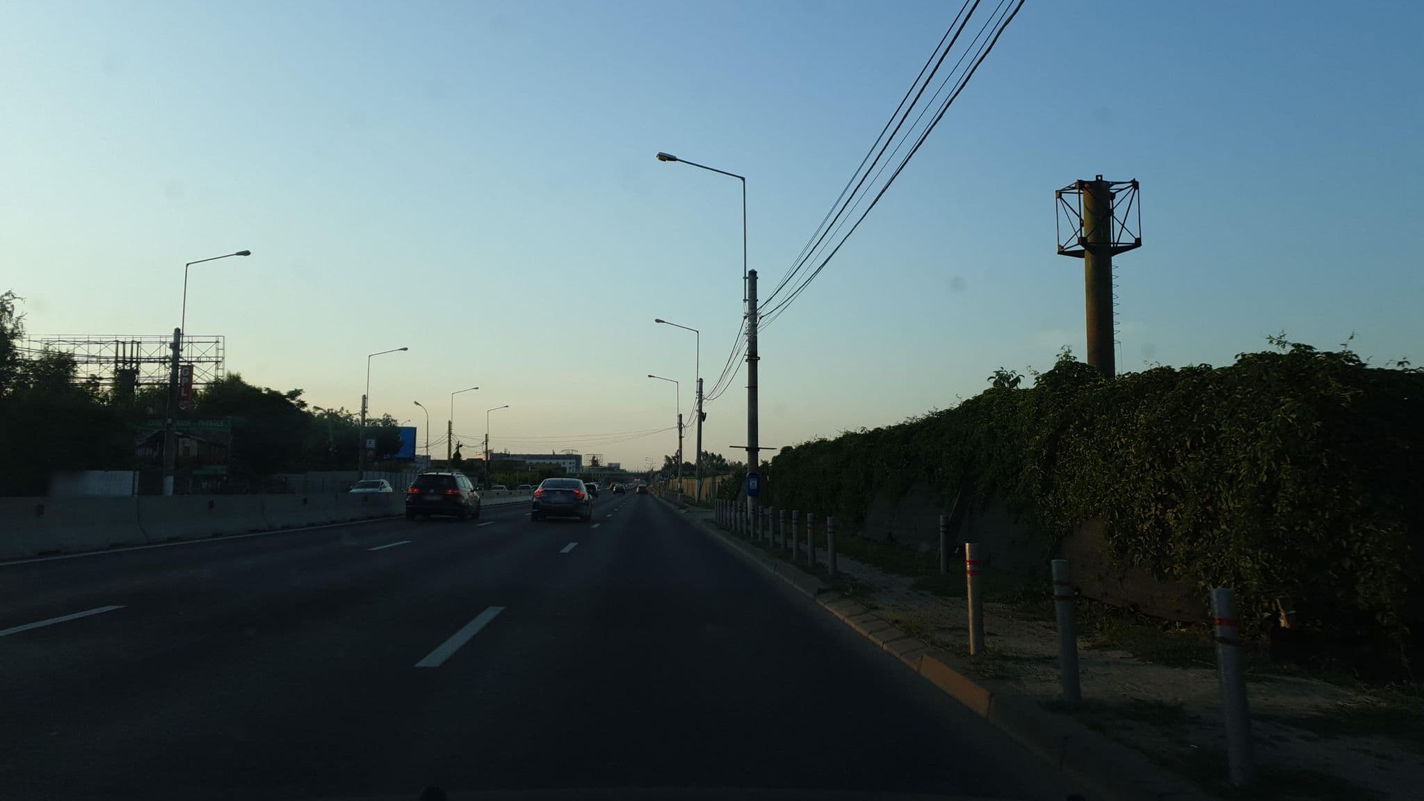Street view near ibis Styles Bucharest Airport, Otopeni — © tavi (CC BY-SA · Mapillary)