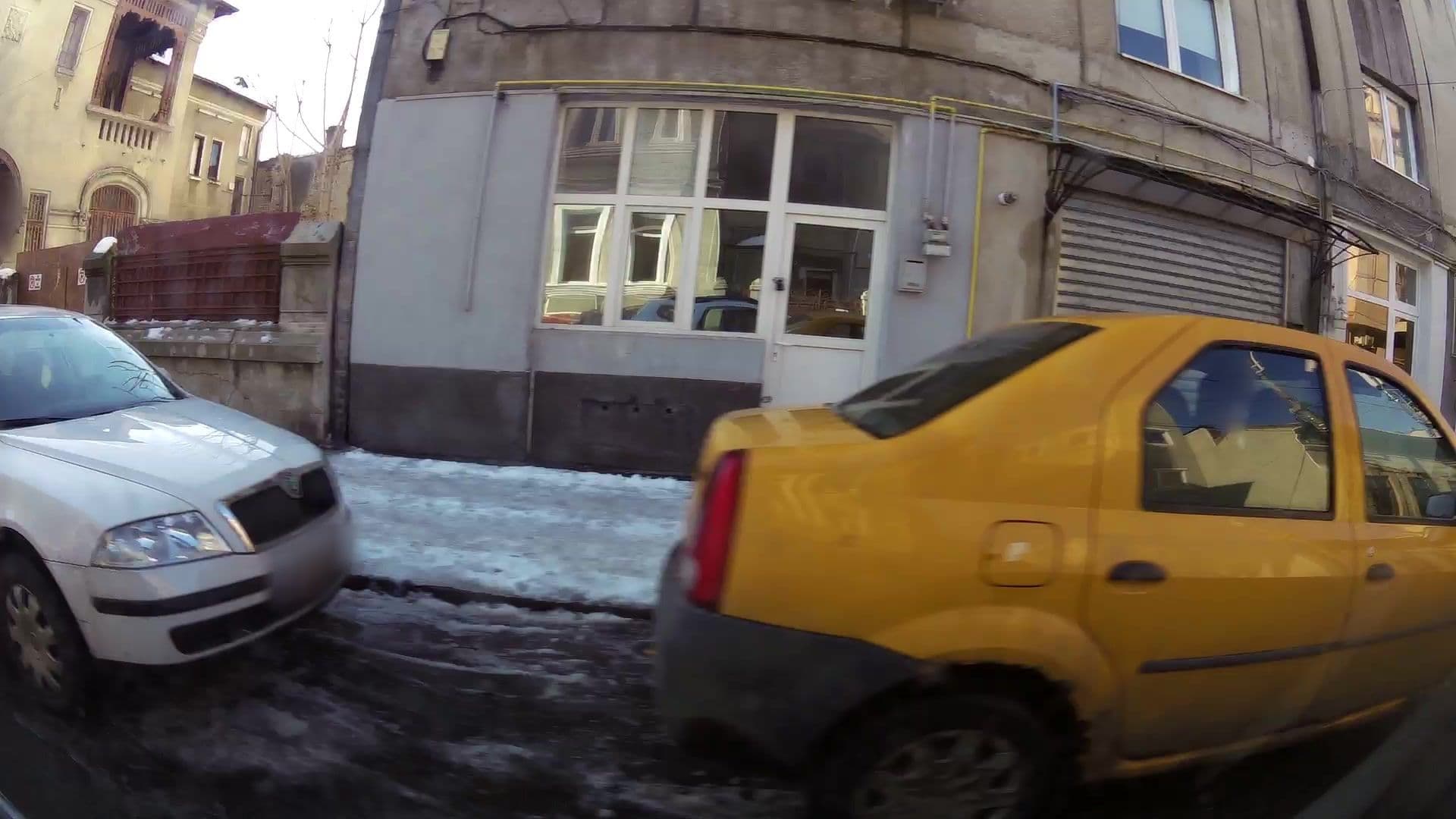 Street view near Palazzetto, Bucharest — © kaartcam (CC BY-SA · Mapillary)