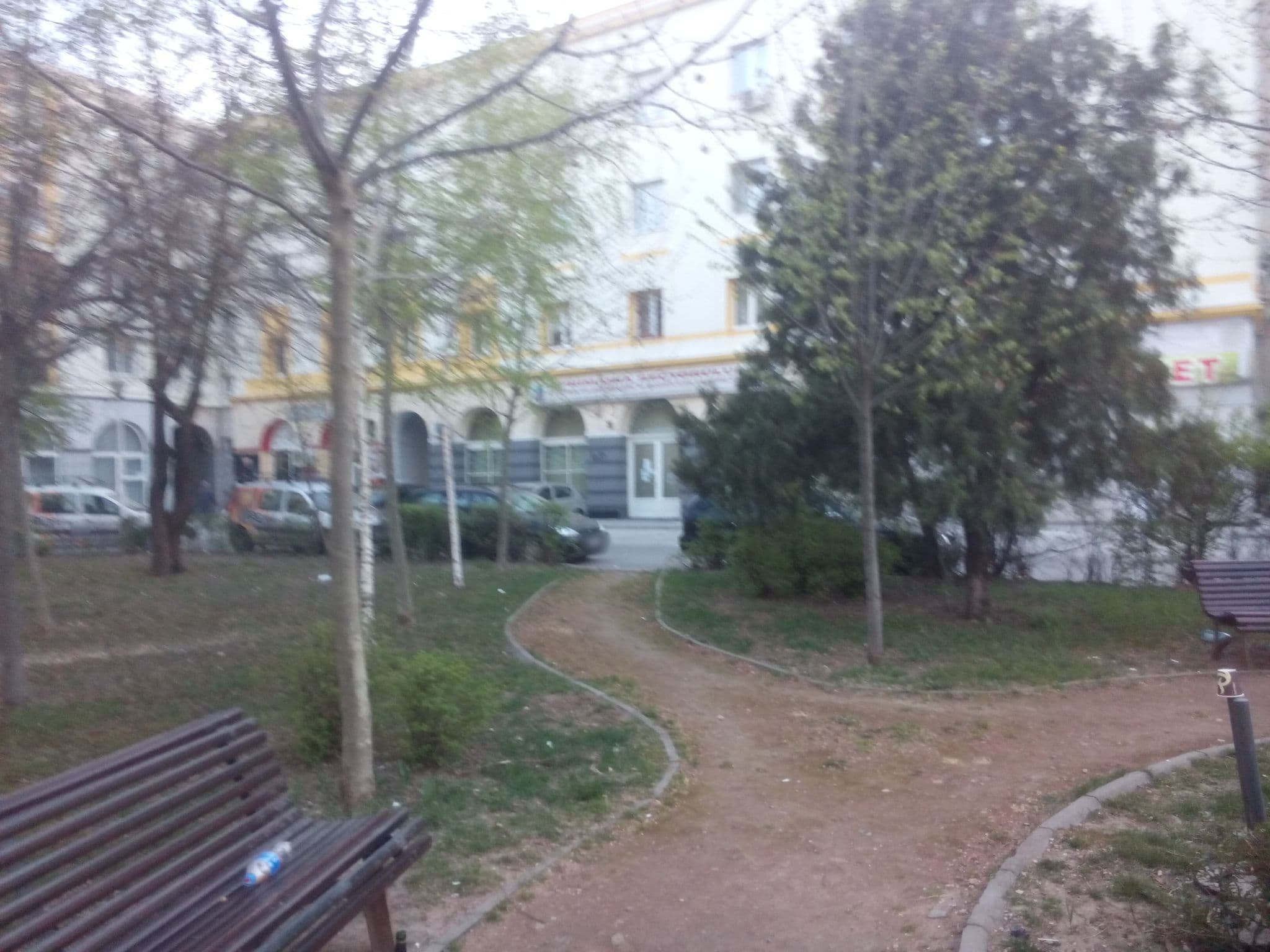 Street view near Reyna Hotel, Sector 3 — © jibec (CC BY-SA · Mapillary)
