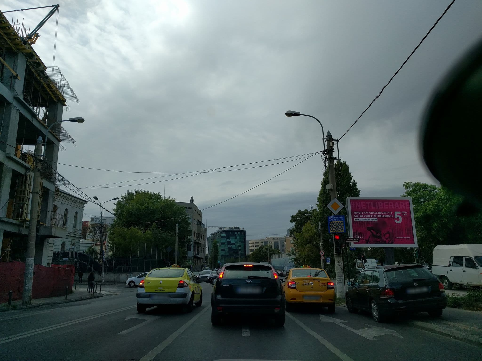 Street view near Hotel Dacia Rrt, Bucharest — © ovidiu (CC BY-SA · Mapillary)