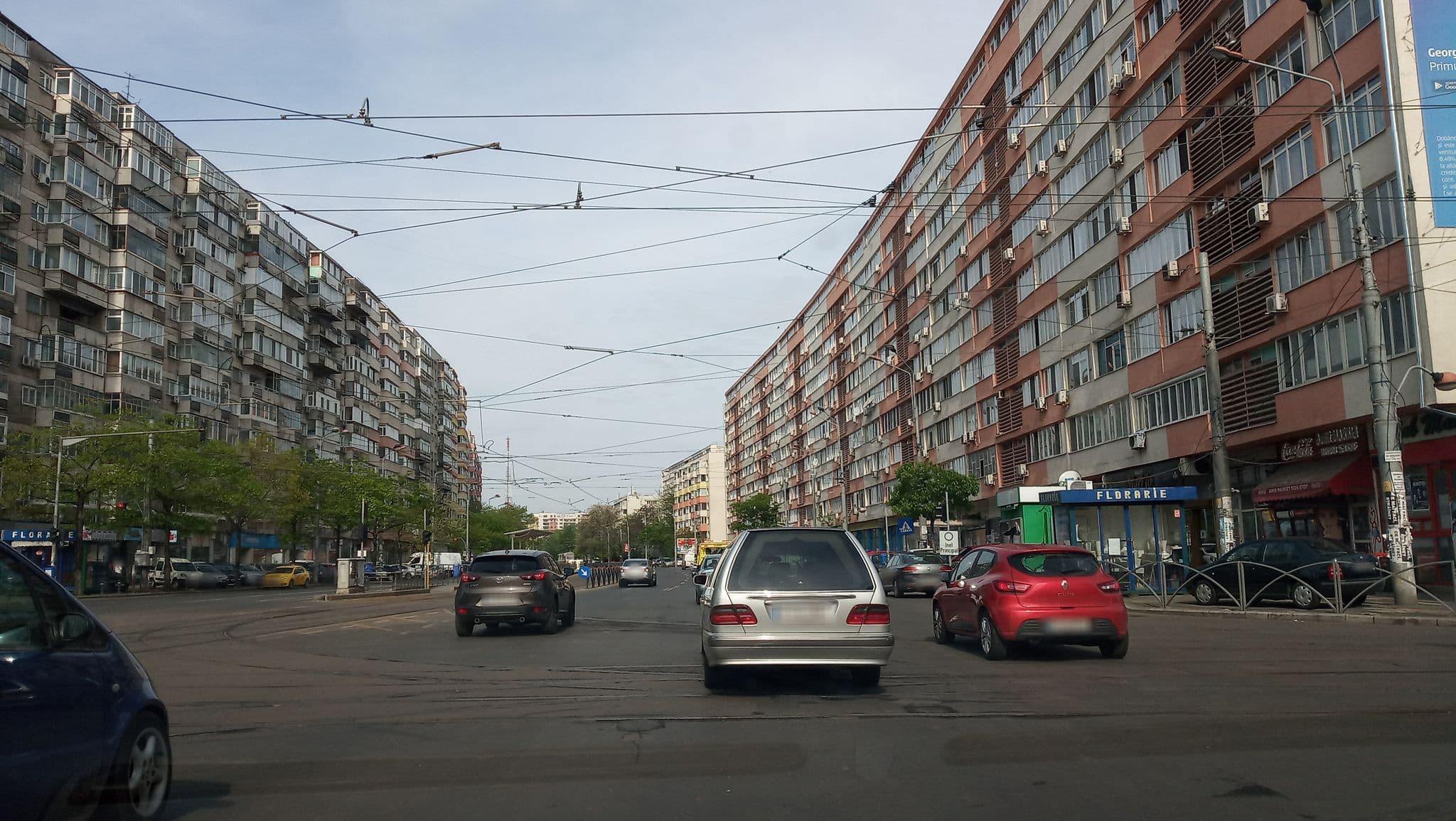Street view near Dalin Center Hotel Bucharest, Sector 2 — © tavi (CC BY-SA · Mapillary)