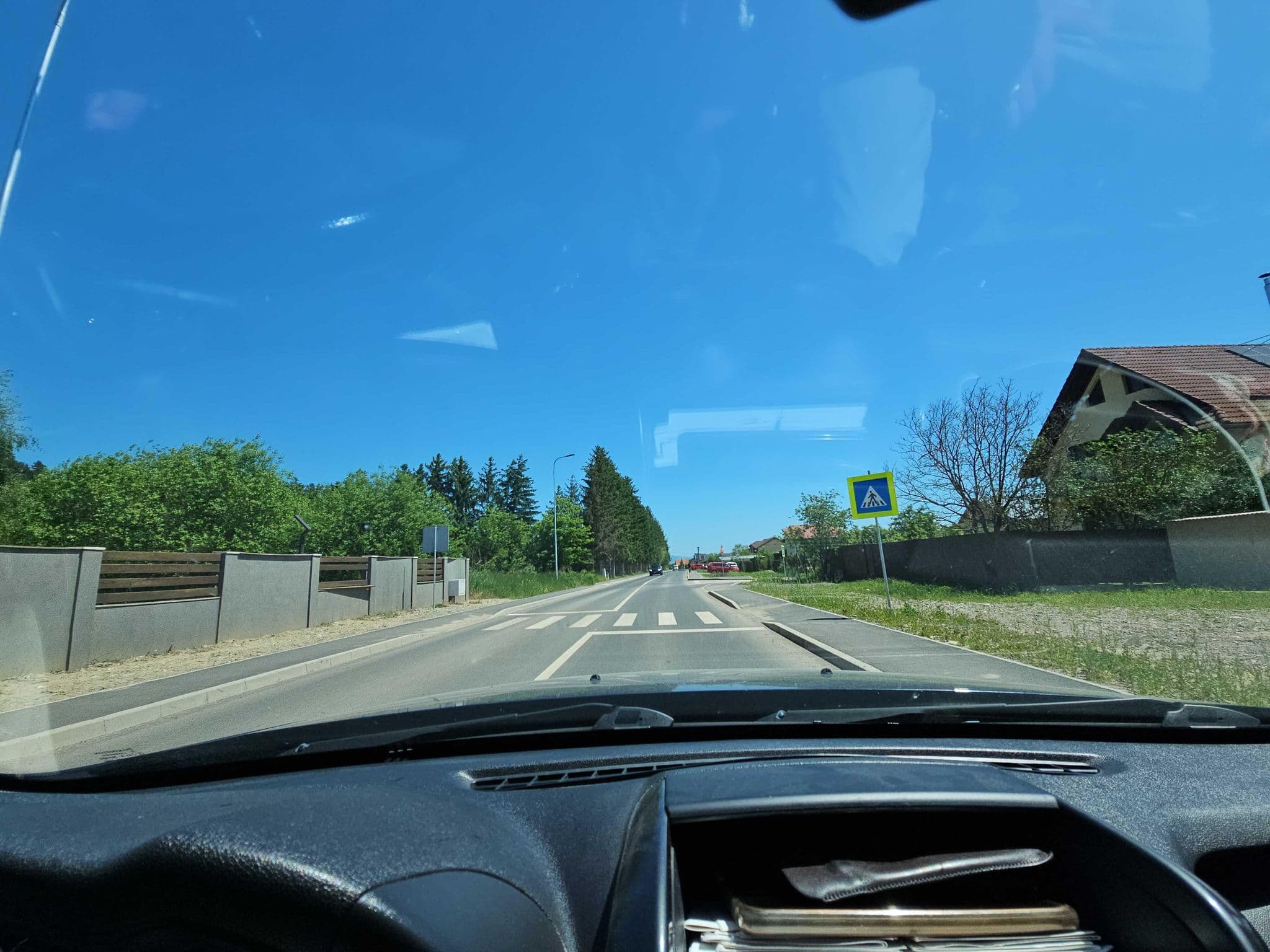 Street view near Dream Hill, Sânpetru — © agamarcelnicolae (CC BY-SA · Mapillary)