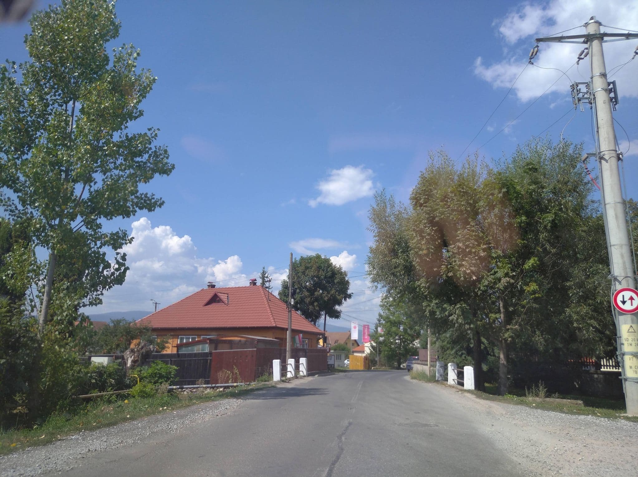Street view near Fodor Ház, Păuleni-Ciuc — © grozsa11 (CC BY-SA · Mapillary)