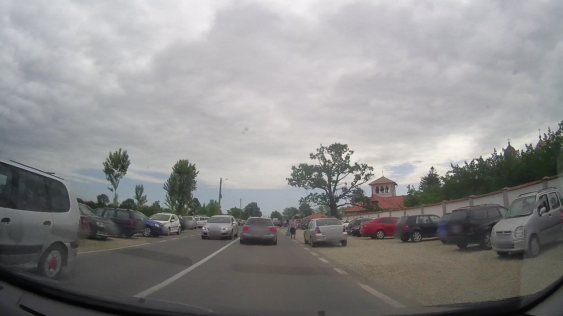 Street view near Vila Holiday Predeal, Bărcăneşti — © tavi (CC BY-SA · Mapillary)