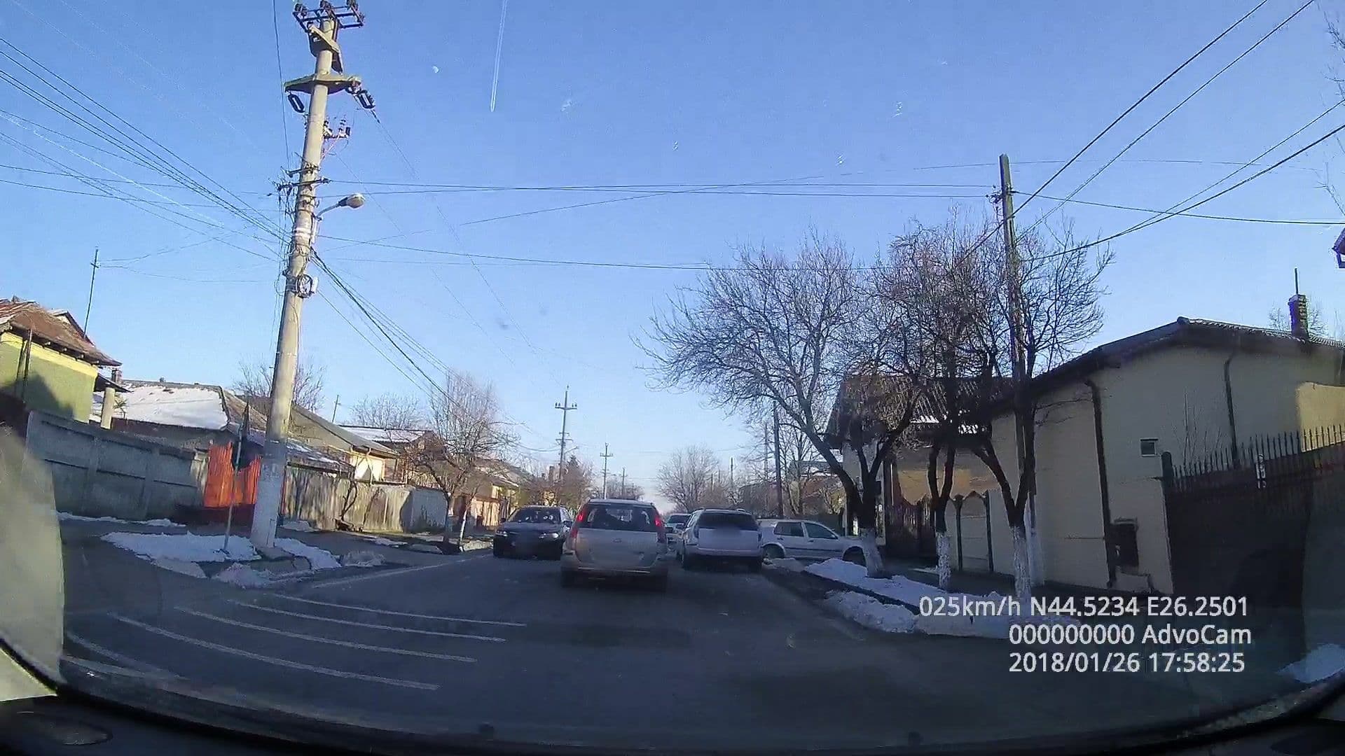 Street view near Pensiunea Cris-Andre, Afumaţi — © tavi (CC BY-SA · Mapillary)