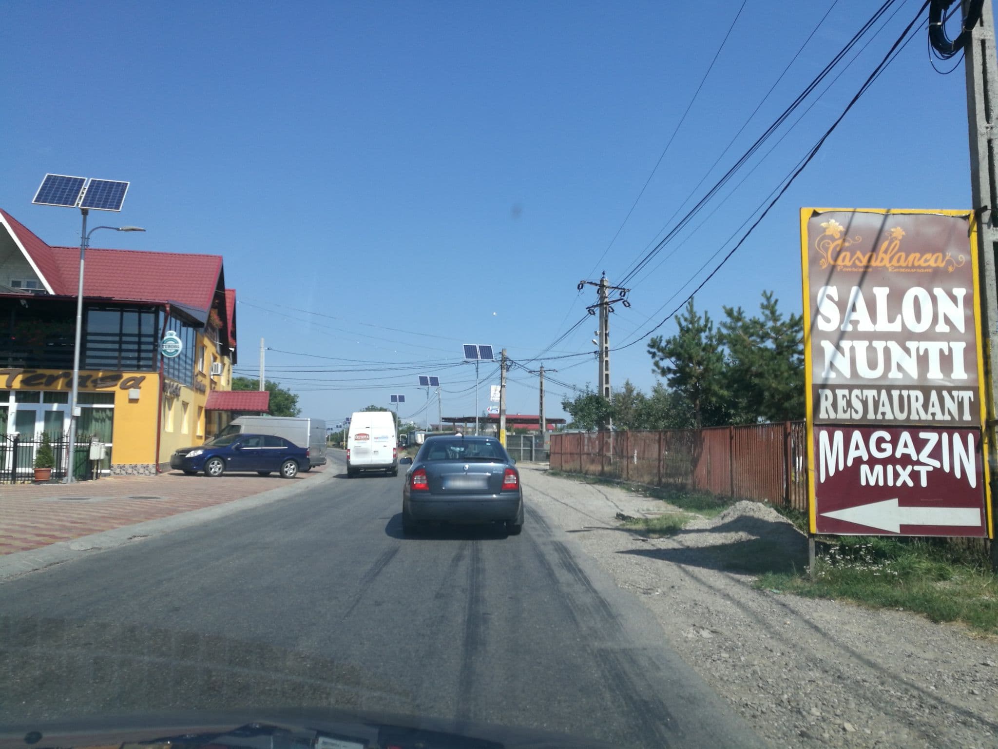 Street view near Pensiunea Casablanca, Barați — © rsandu (CC BY-SA · Mapillary)