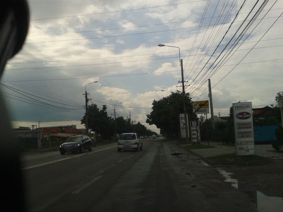 Street view near Pensiunea Toma, Ploieşti — © pepenova (CC BY-SA · Mapillary)
