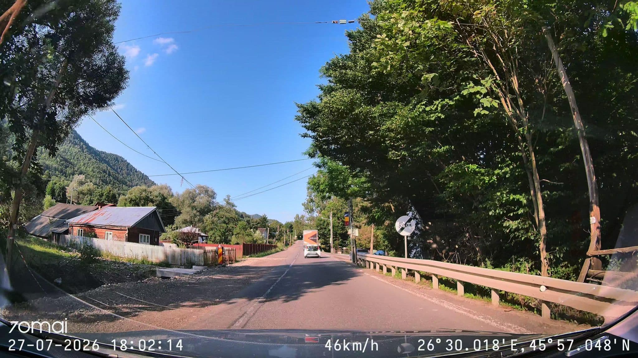 Street view near Santa Lucia, Rucăreni — © doriel (CC BY-SA · Mapillary)