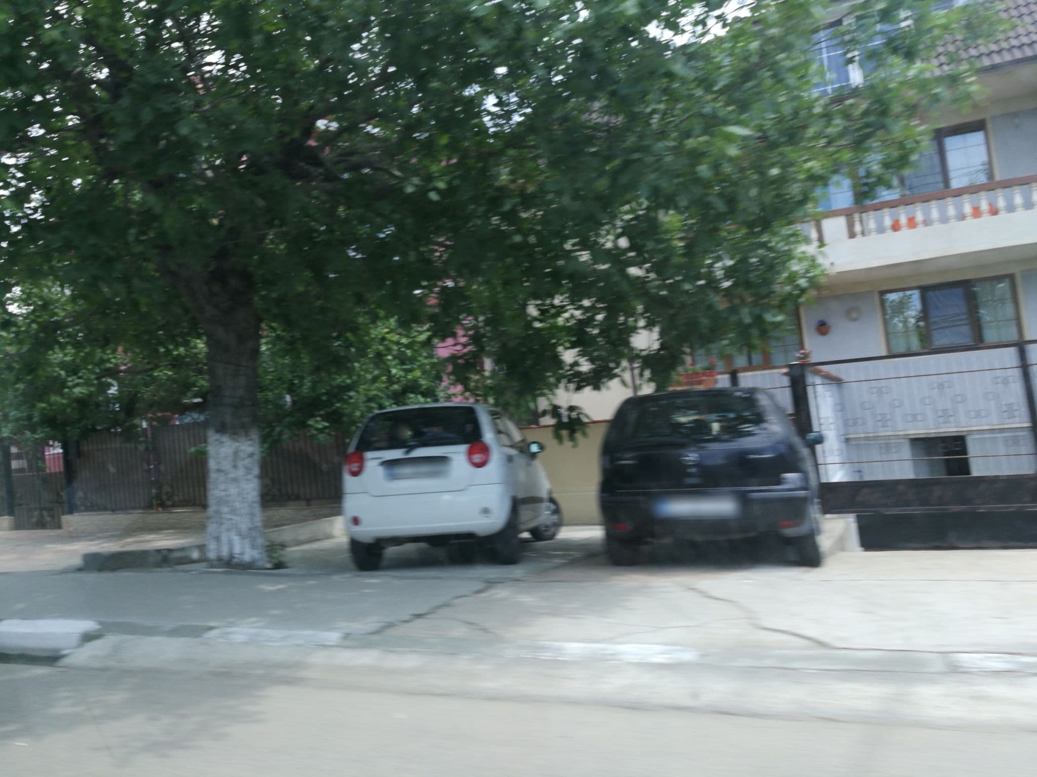 Street view near Pensiunea Smarald, Eforie Nord — © rsandu (CC BY-SA · Mapillary)