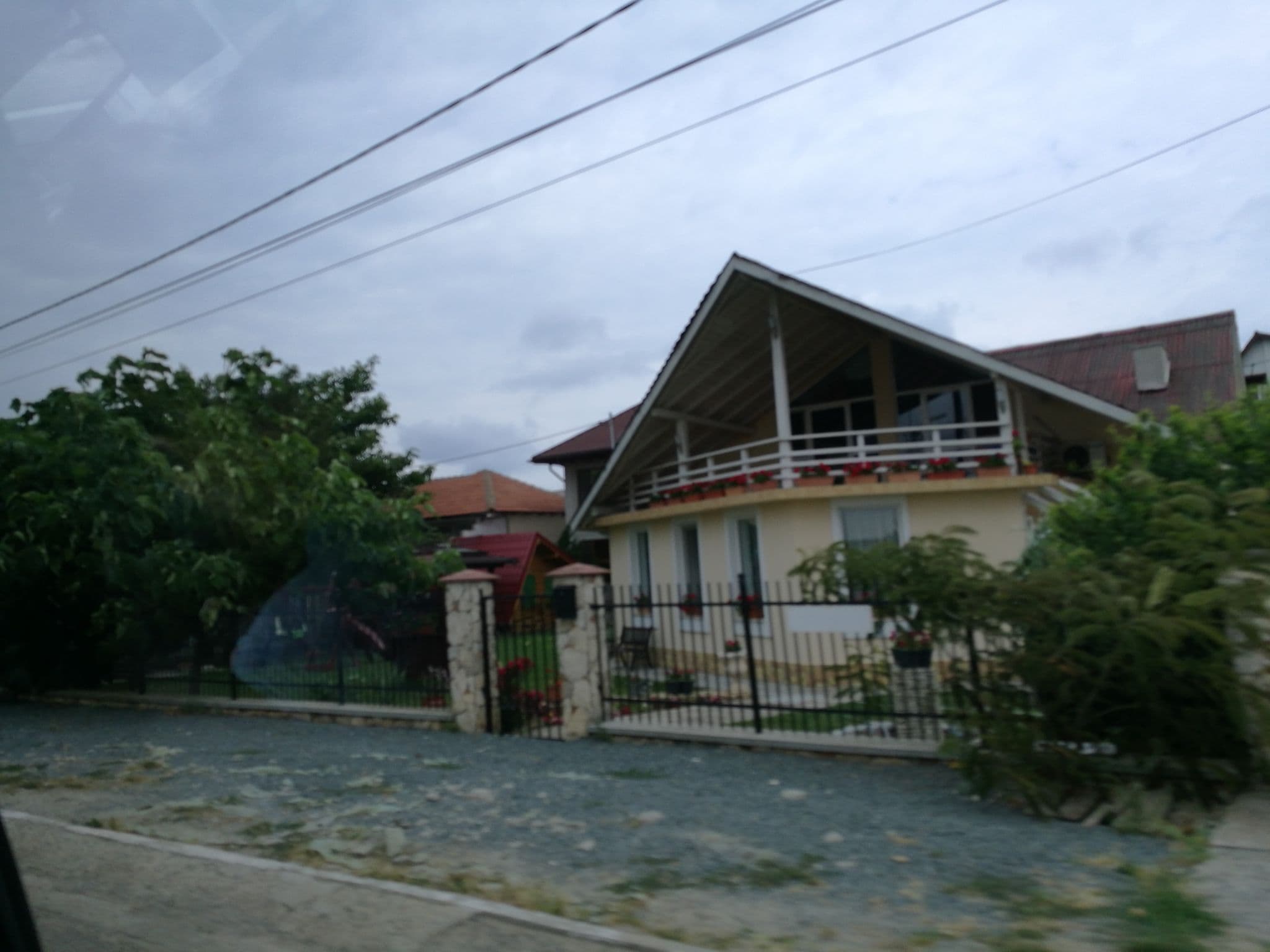 Street view near Vila Victory, Mangalia — © rsandu (CC BY-SA · Mapillary)