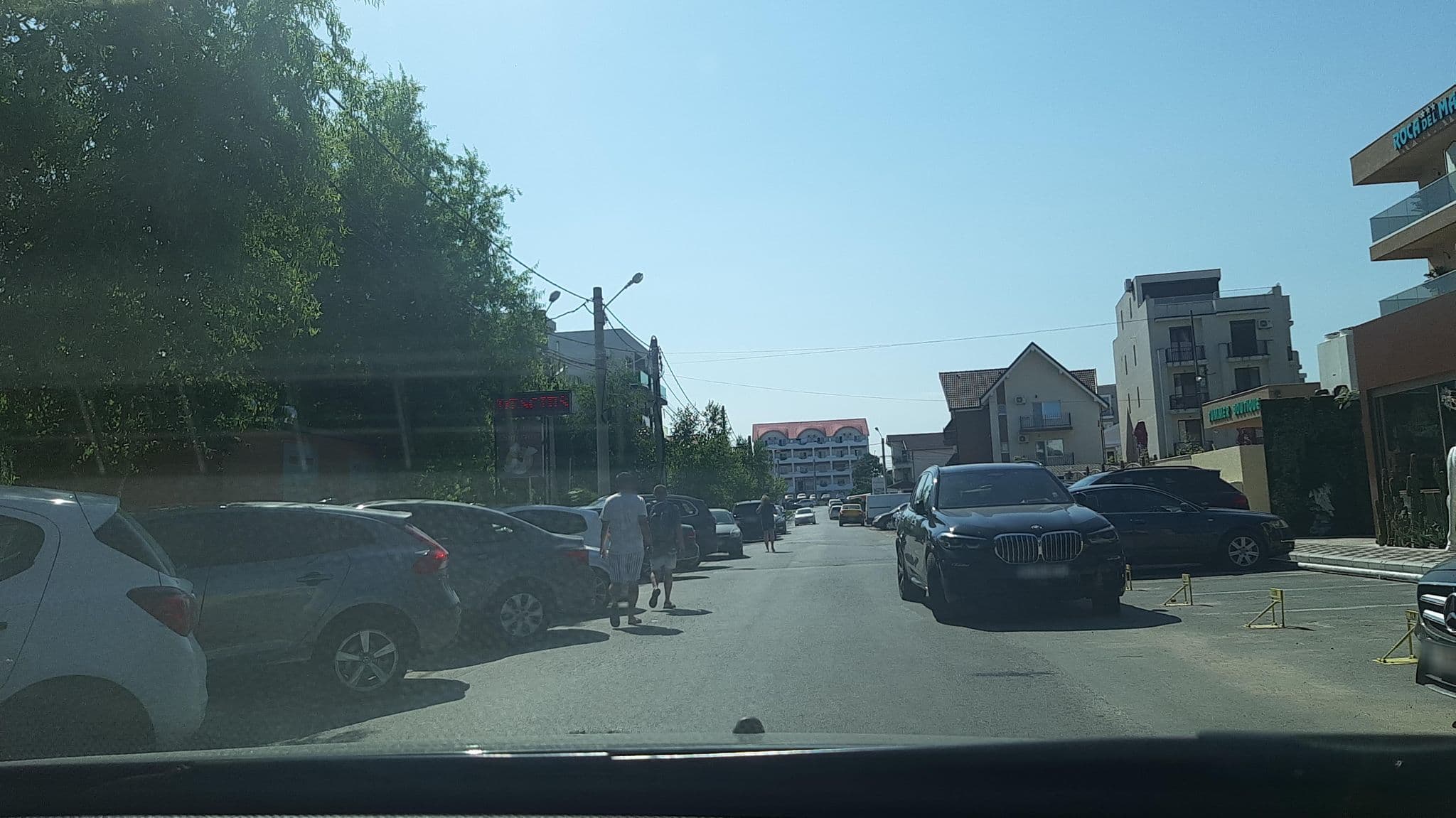 Street view near Almar Luxury Hotel / Penthouse Suite, Mamaia-Sat — © viorel (CC BY-SA · Mapillary)