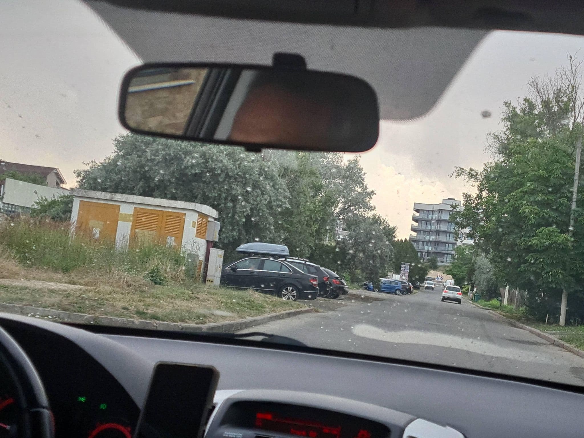 Street view near Beach House, Mamaia-Sat — © jabban (CC BY-SA · Mapillary)