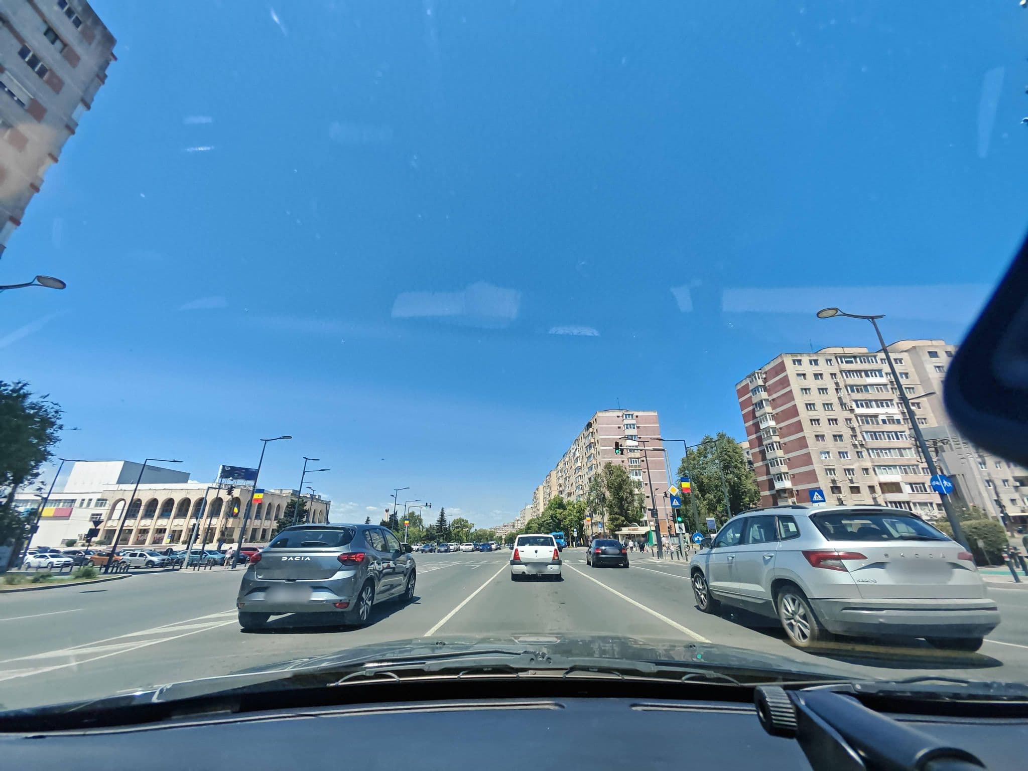 Street view near Hotel Ambra, Constanţa — © oled13 (CC BY-SA · Mapillary)