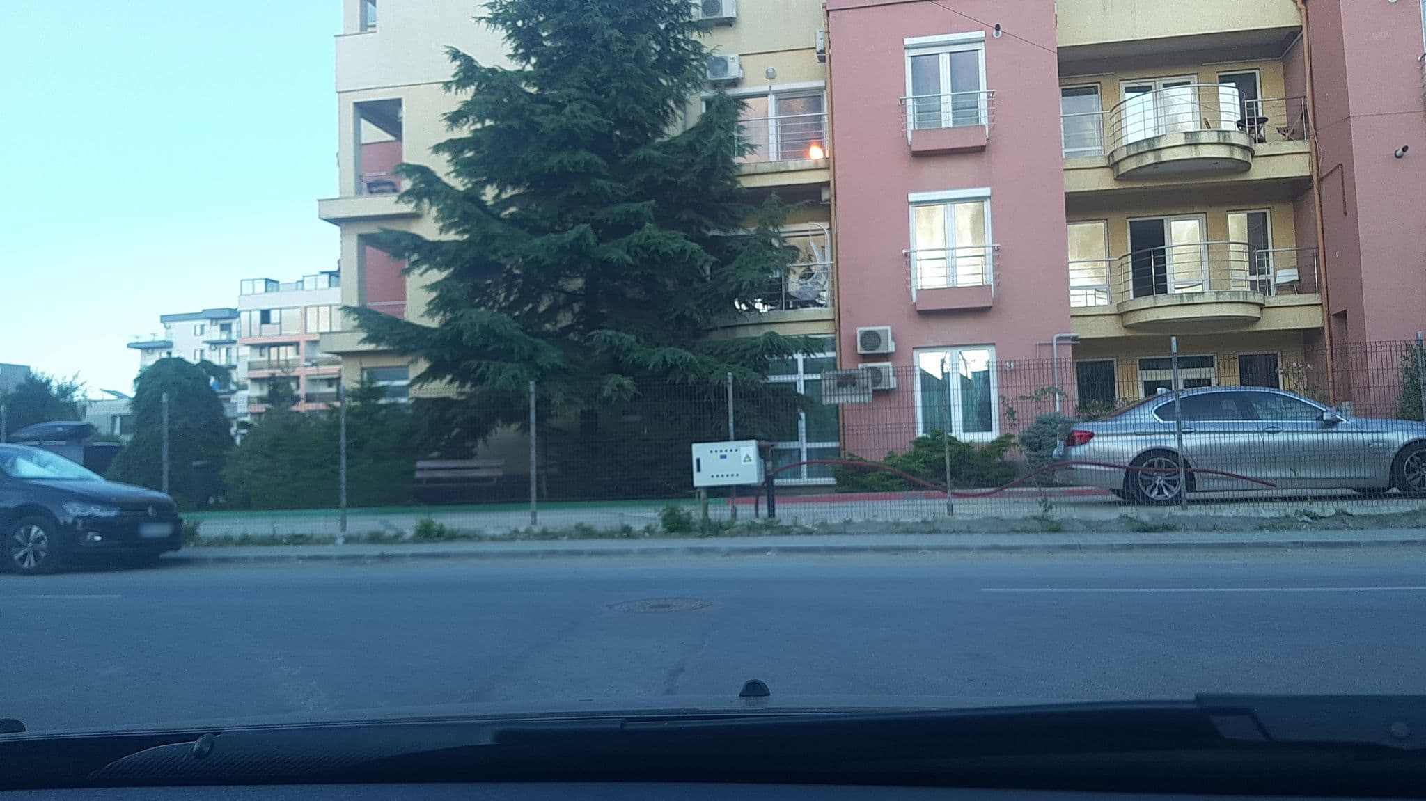 Street view near Vila Servus, Mamaia-Sat — © viorel (CC BY-SA · Mapillary)