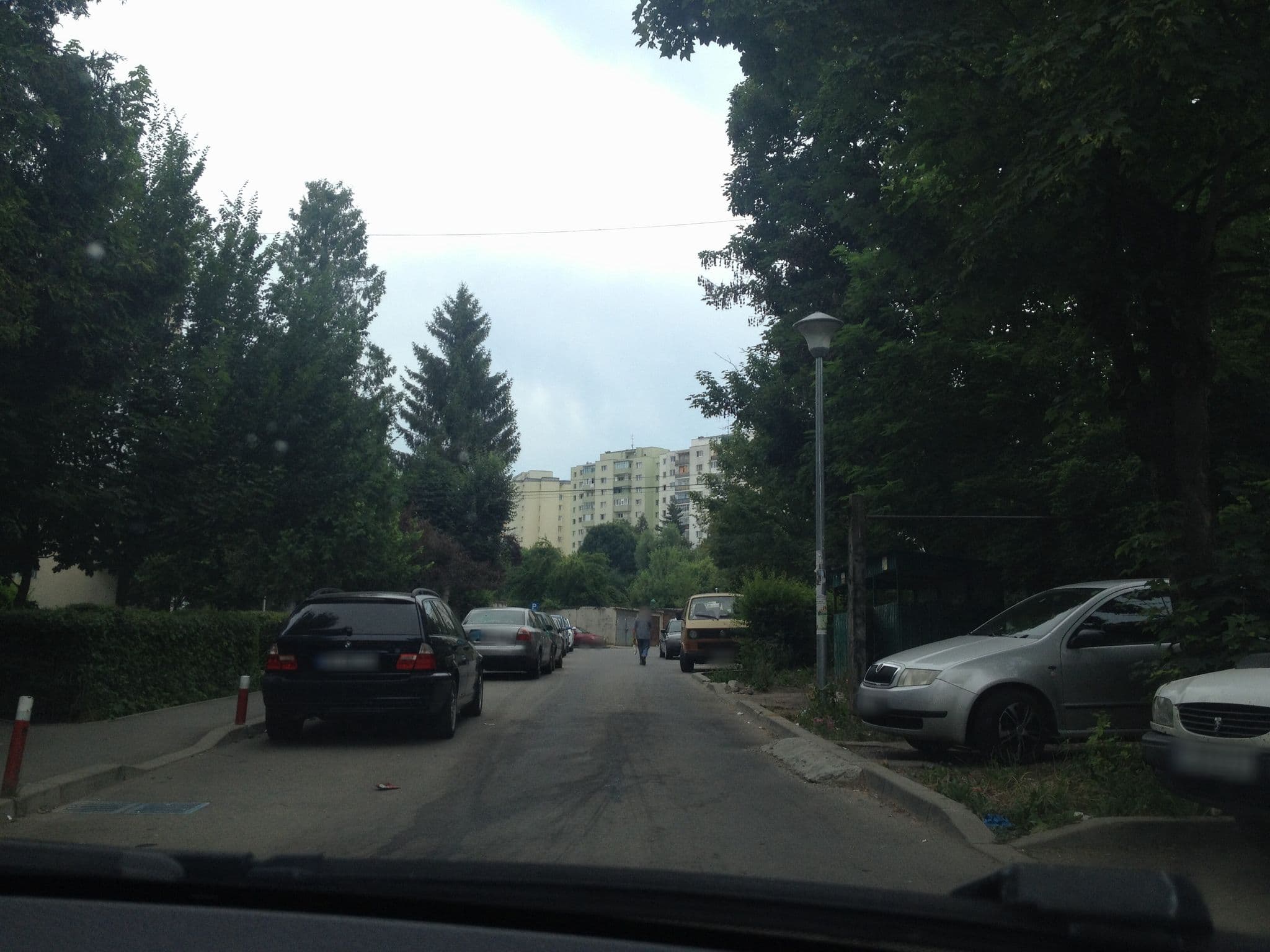 Street view near Cabana Taut, Cluj-Napoca — © gavris_manuela1993_yahoo_com (CC BY-SA · Mapillary)