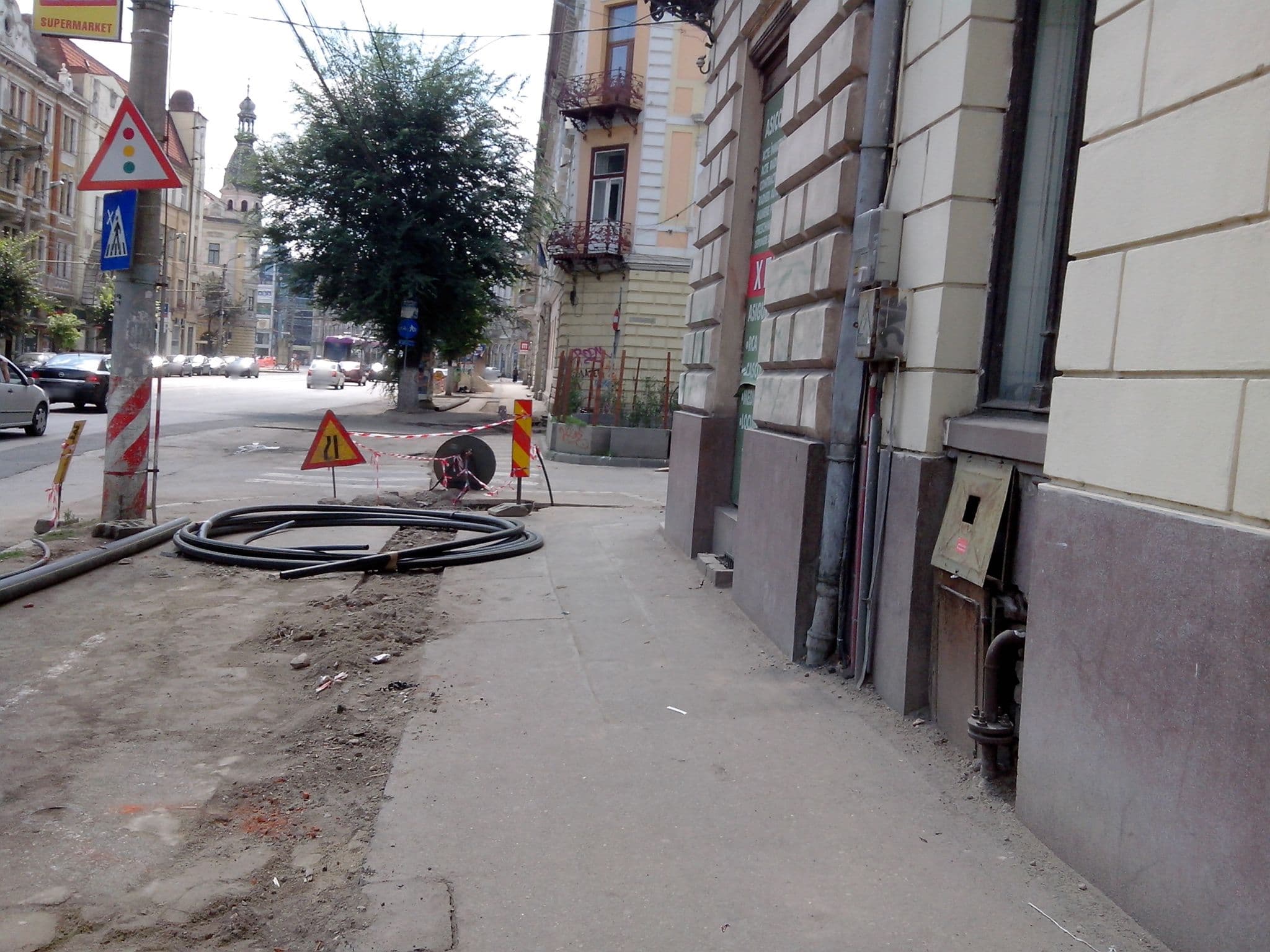 Street view near Green House Apartment, Cluj-Napoca — © afita (CC BY-SA · Mapillary)