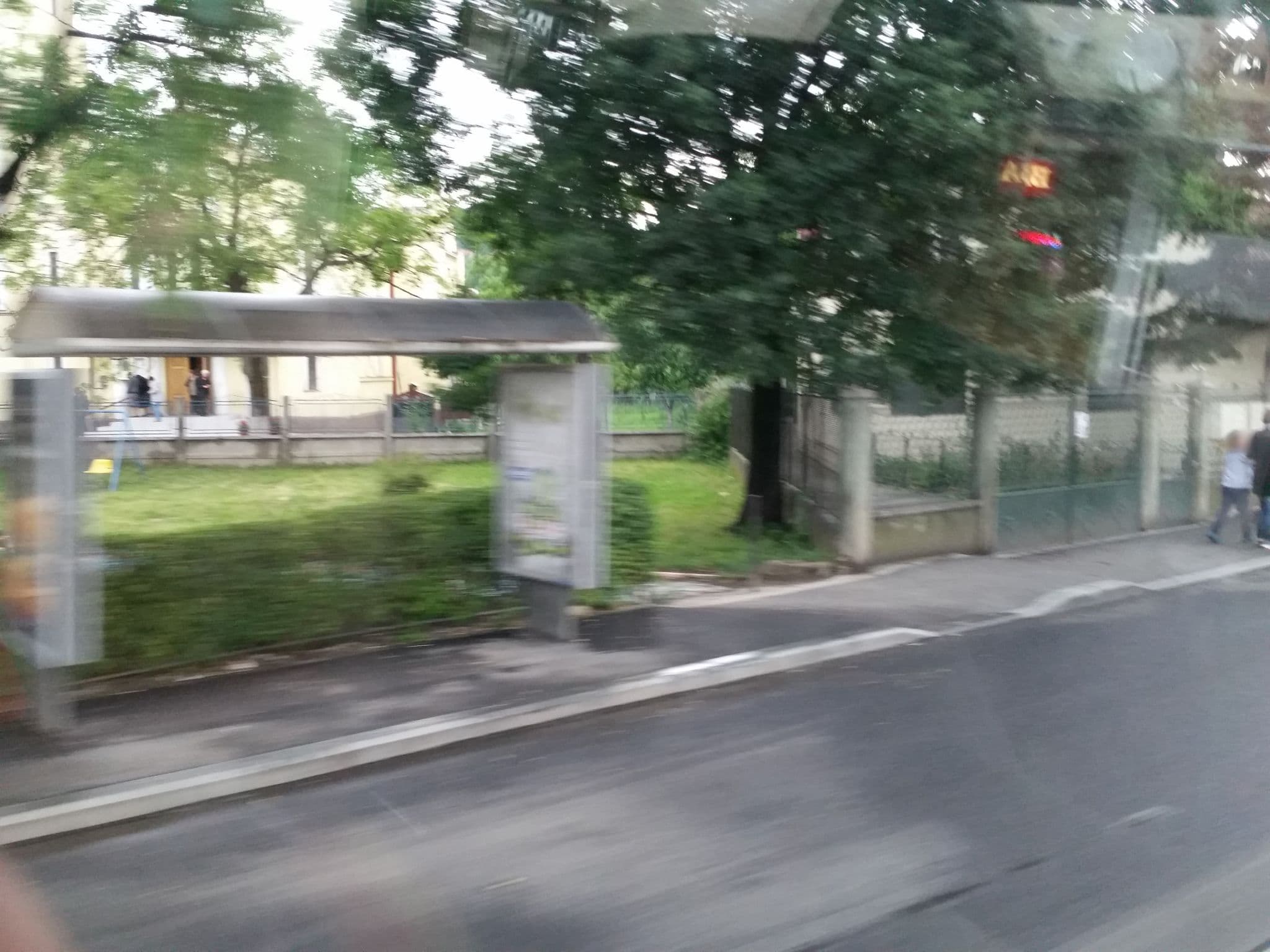 Street view near Roemeens hostel, Cluj-Napoca — © baditaflorin (CC BY-SA · Mapillary)