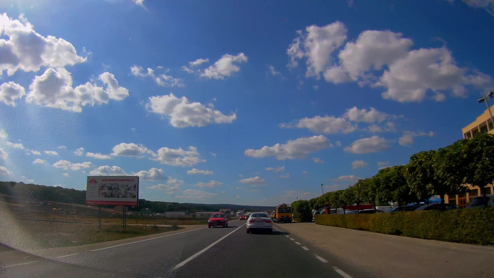 Street view near Hotel Restaurant Transilvania, Crişeni — © m_solodzhuk (CC BY-SA · Mapillary)