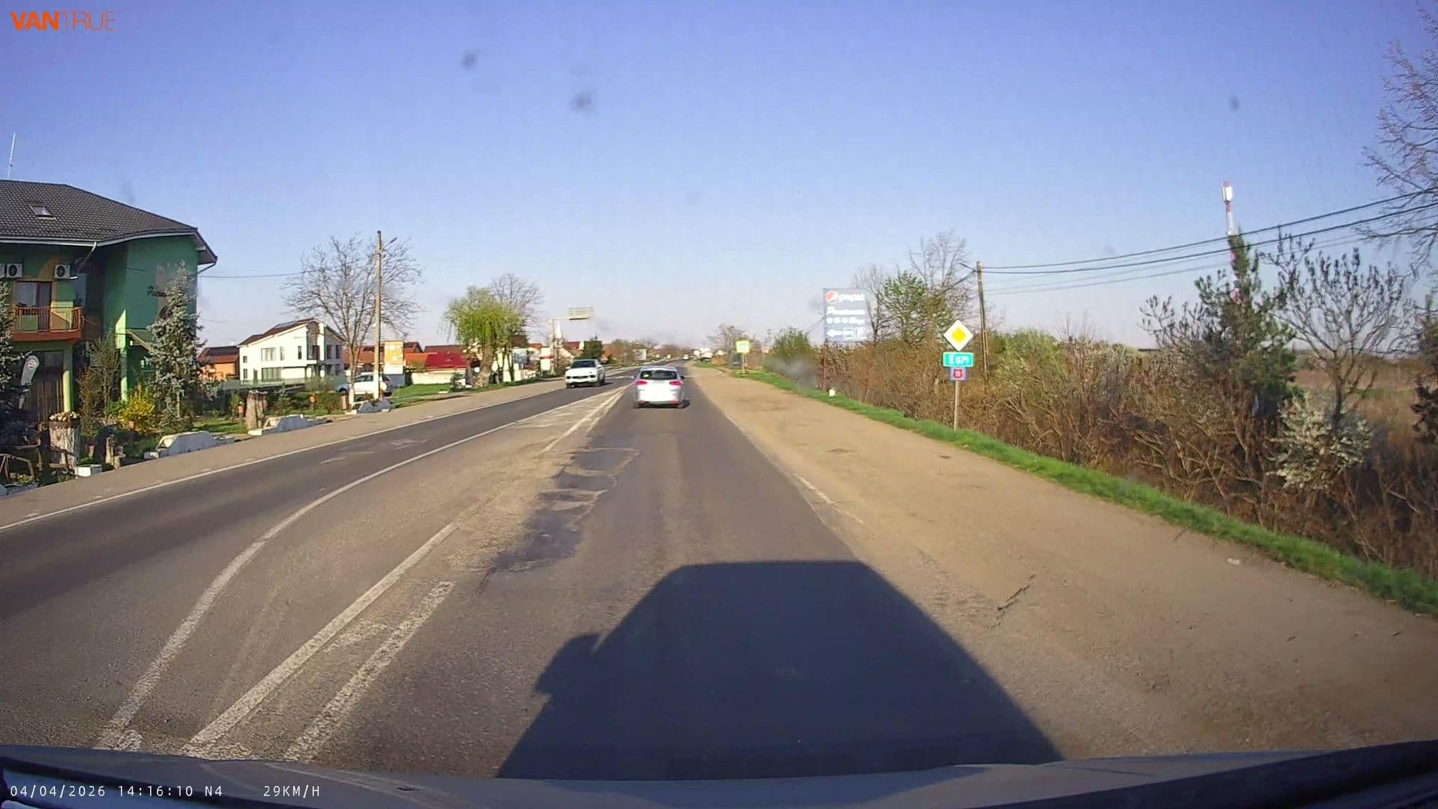Street view near Brigi Panzió, Vetiş — © lucia_ (CC BY-SA · Mapillary)