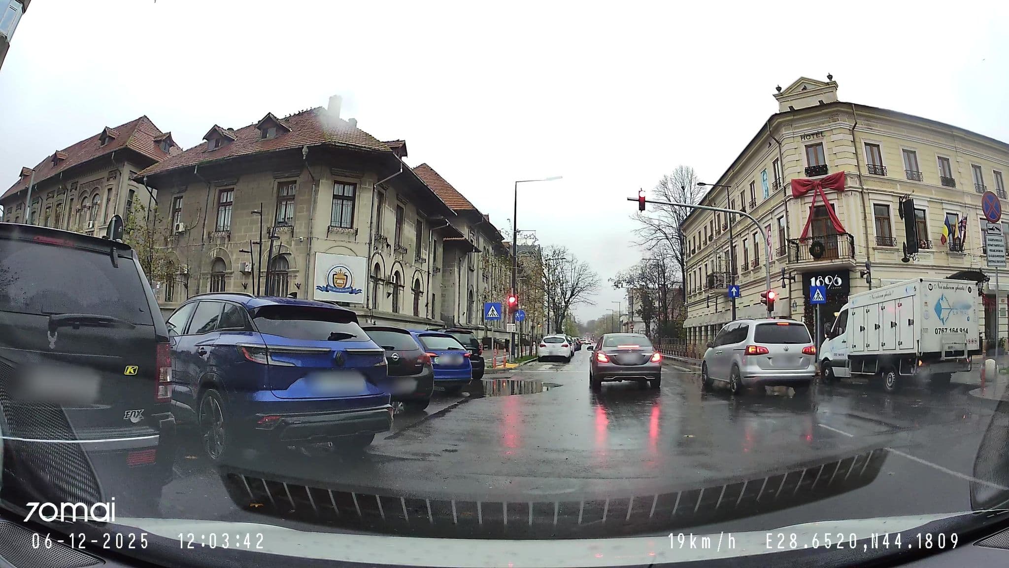 Street view near Hotel Chérica, Constanţa — © andreicaprarr (CC BY-SA · Mapillary)
