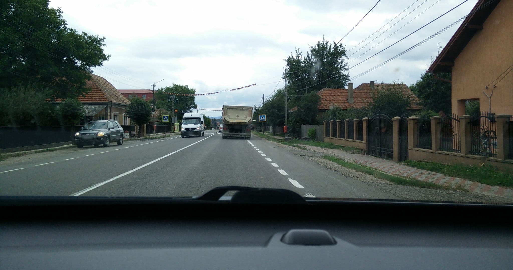 Street view near Cabana " Lupii Pujii", Gilău — © strainu (CC BY-SA · Mapillary)
