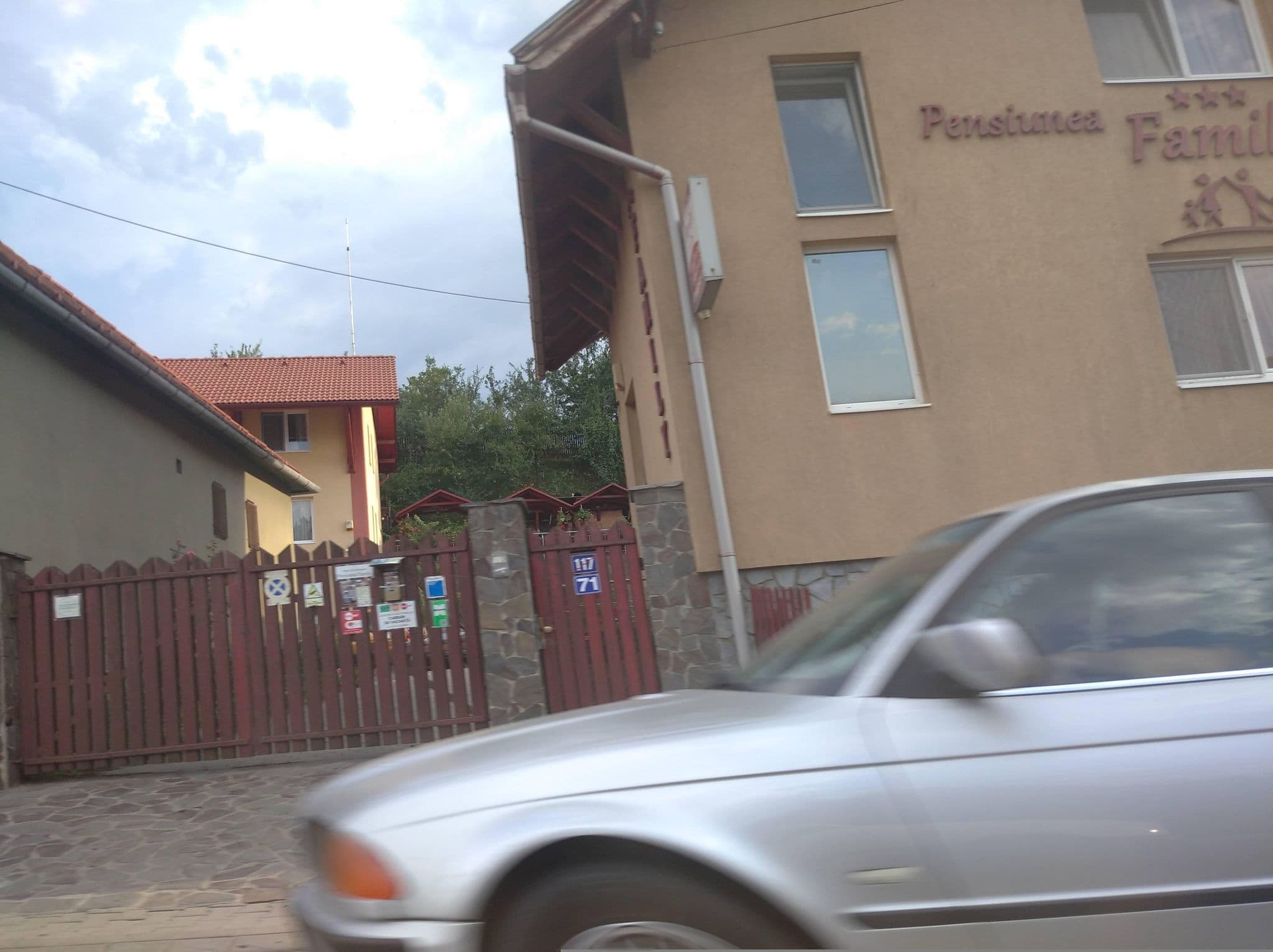 Street view near Family, Praid — © grozsa11 (CC BY-SA · Mapillary)