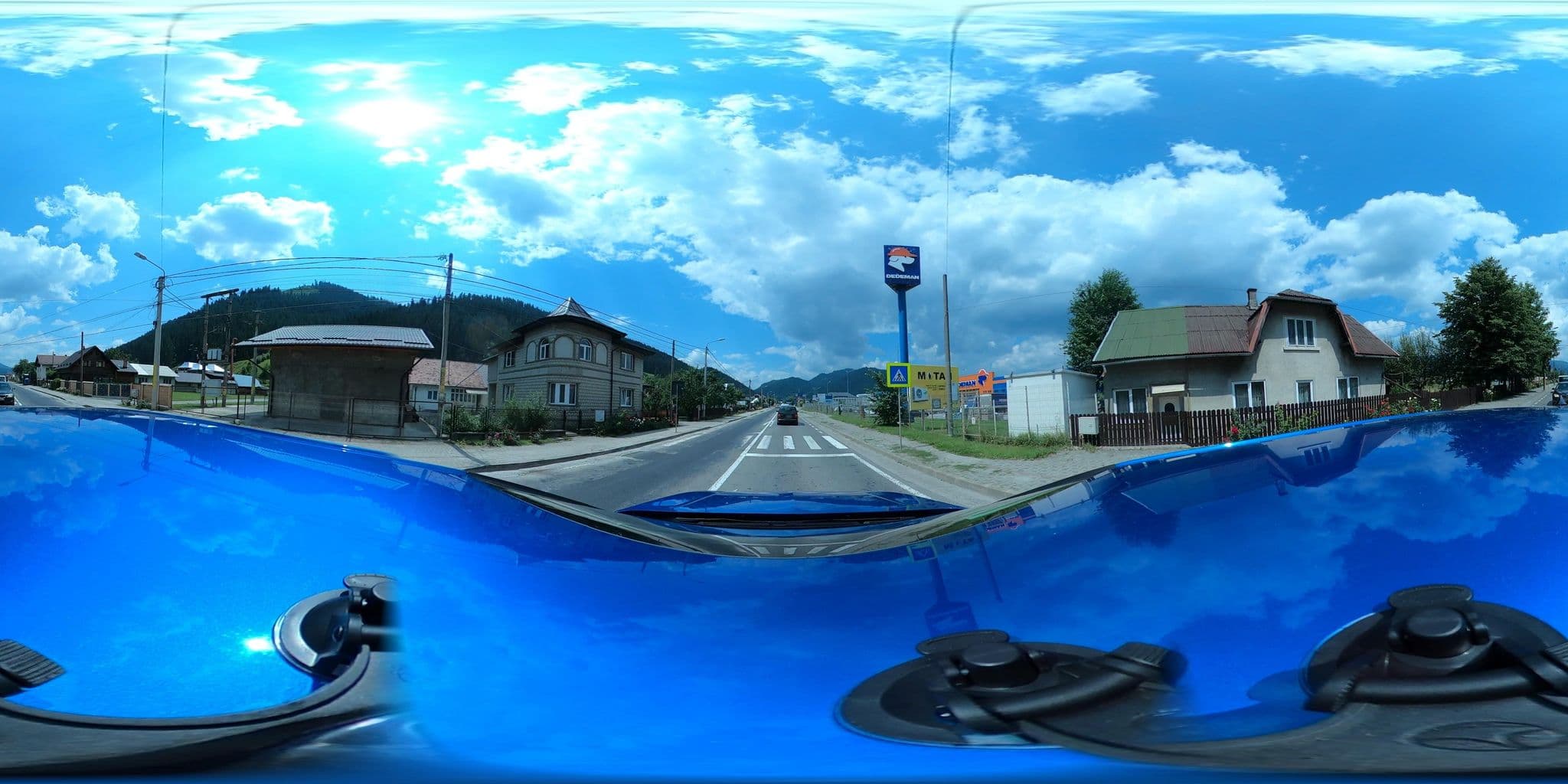 Street view near Casa Ileana, Câmpulung Moldovenesc — © DARIUSDINCA (CC BY-SA · Mapillary)