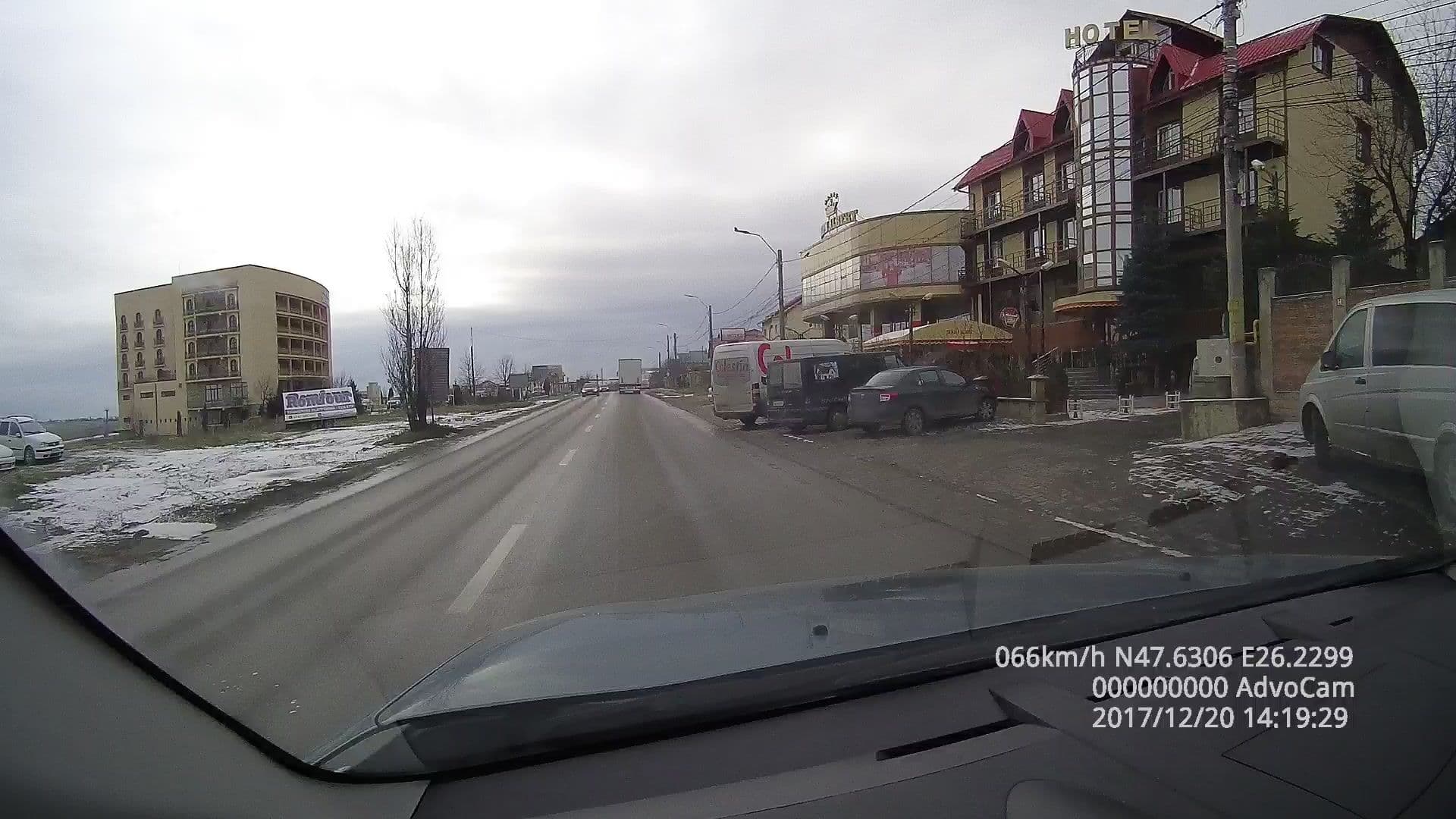 Street view near La Șura Geților, Suceava — © tavi (CC BY-SA · Mapillary)